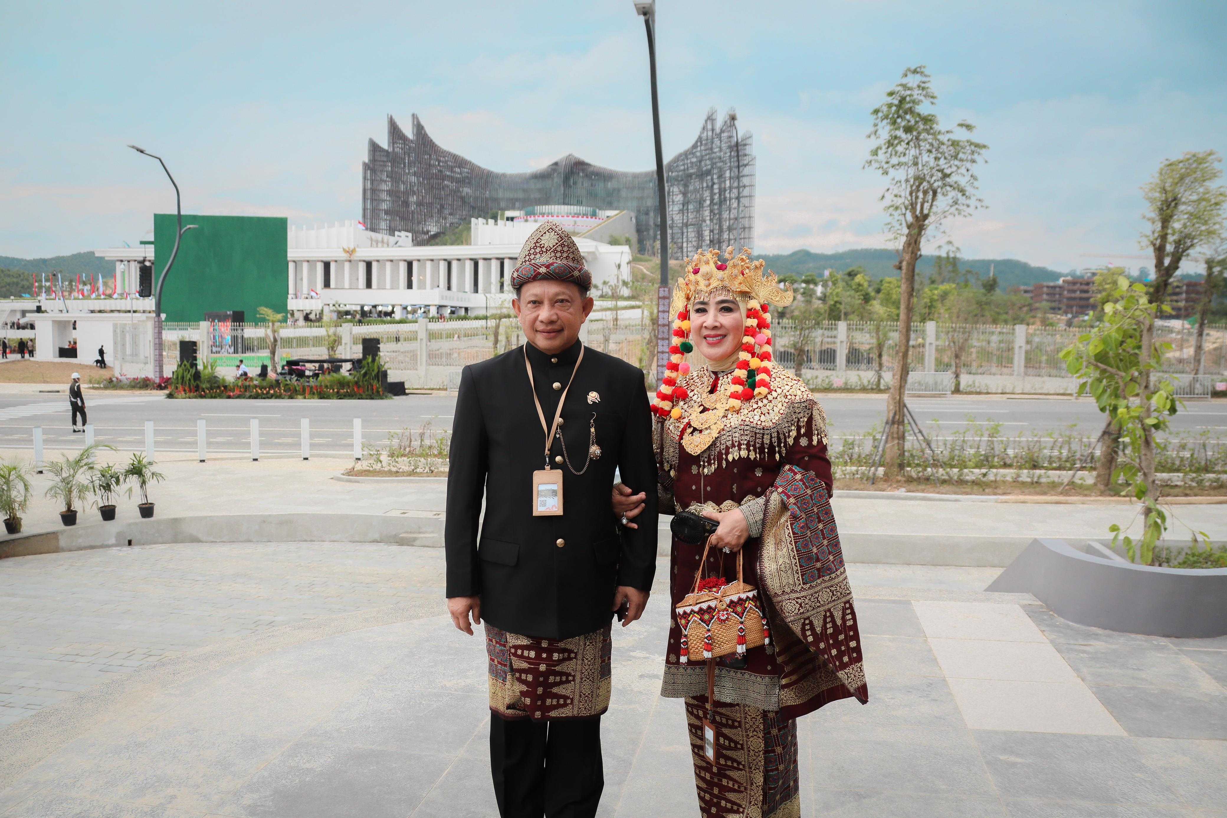 gambar utama