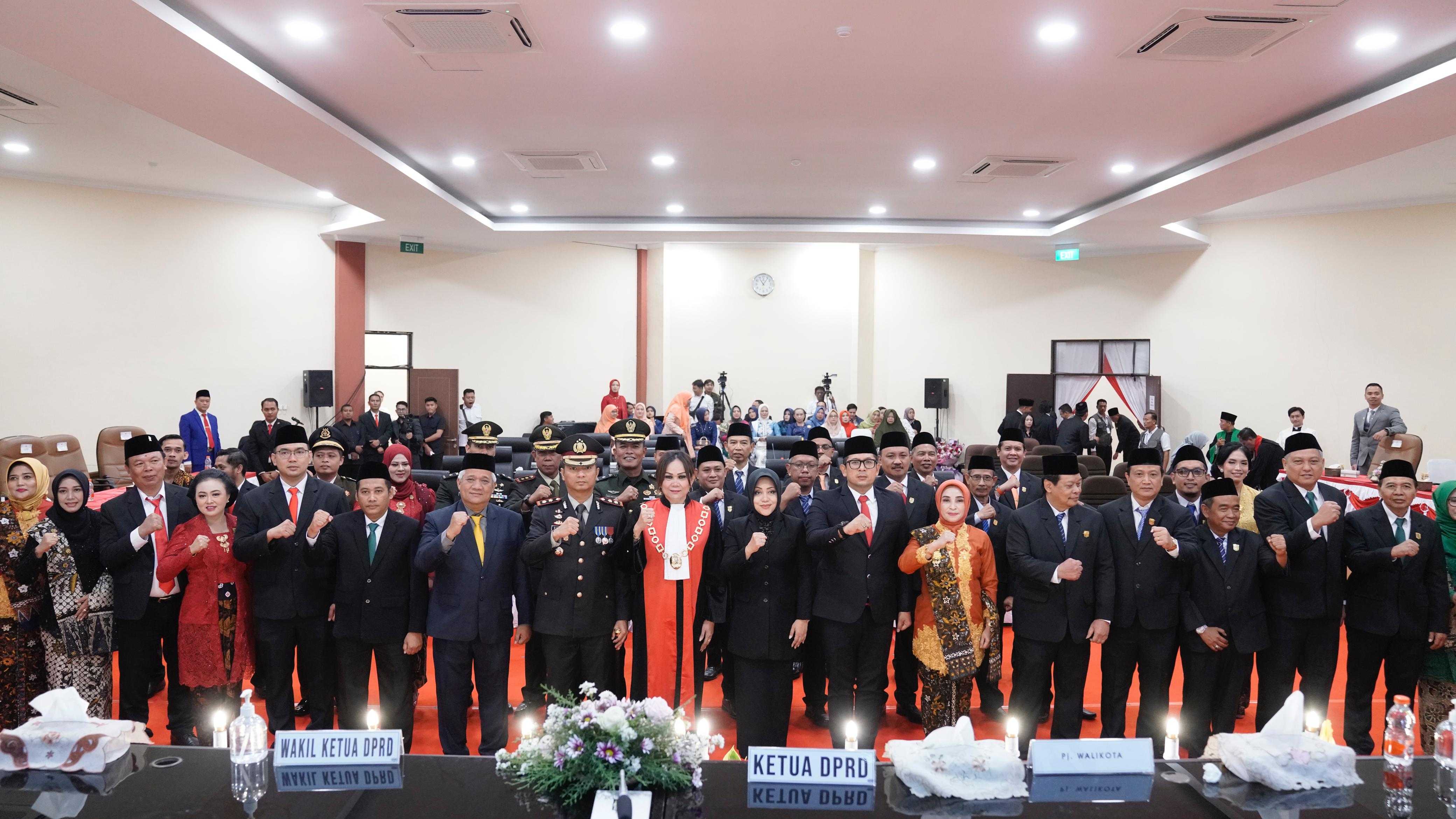 gambar utama