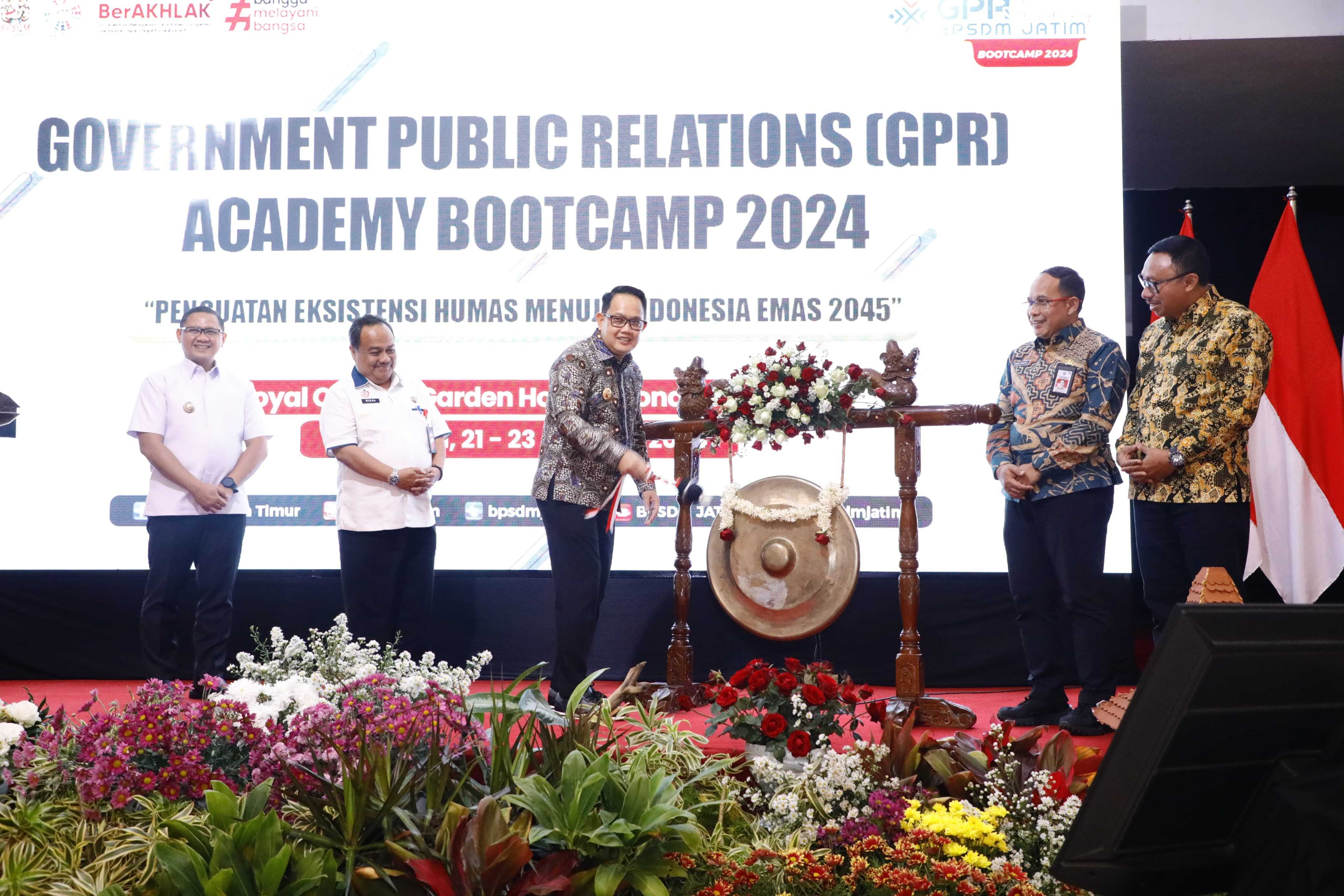 gambar utama