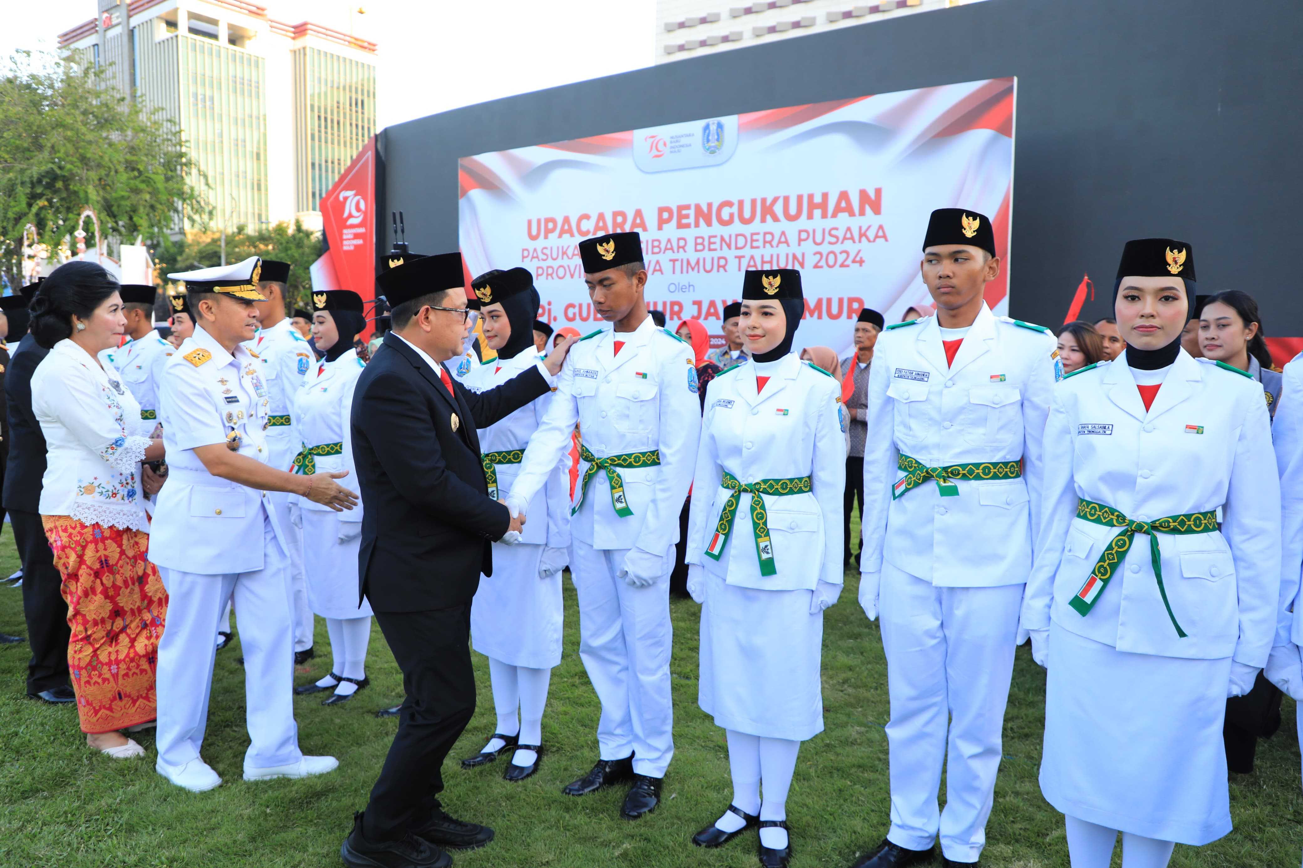 gambar utama