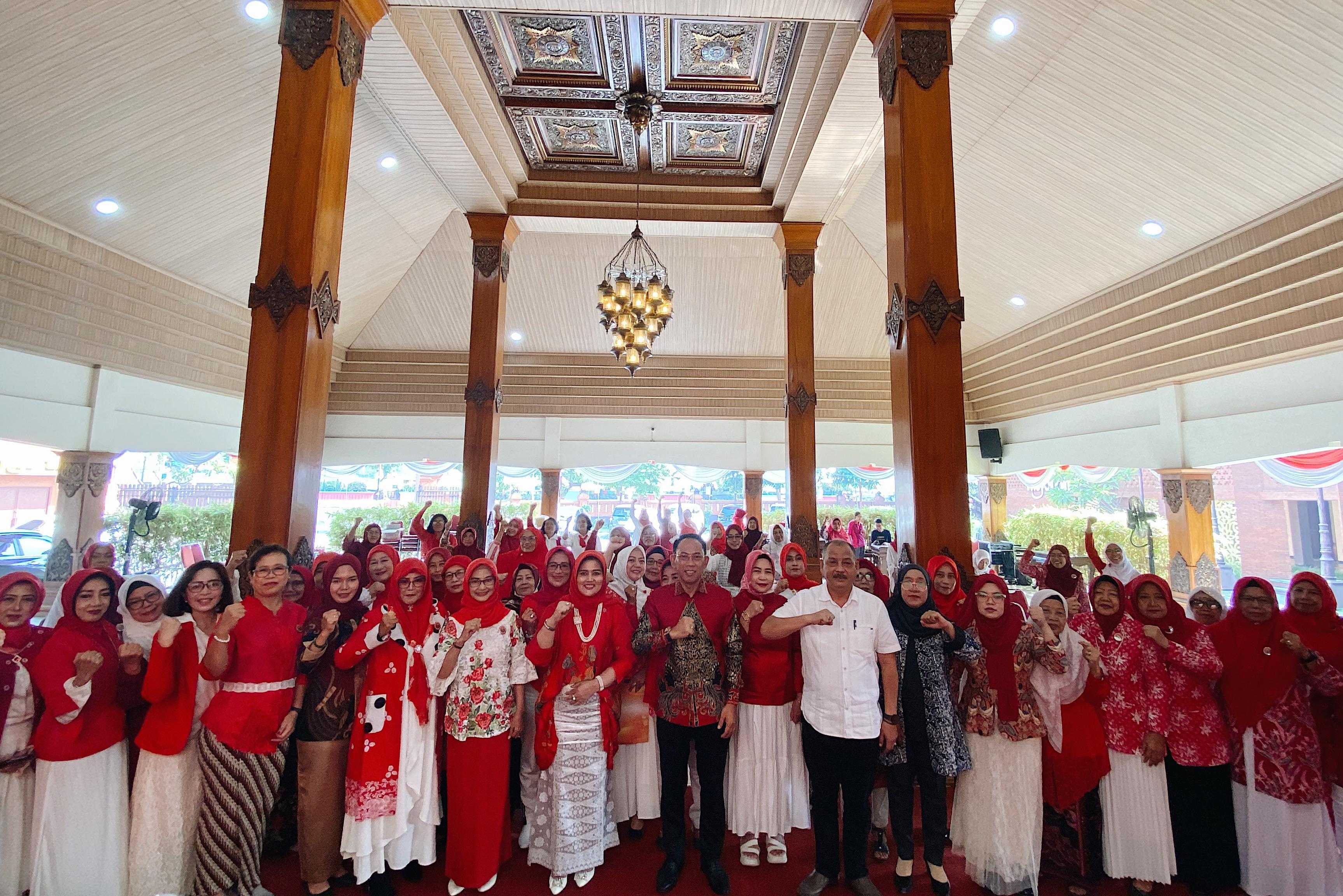 gambar utama