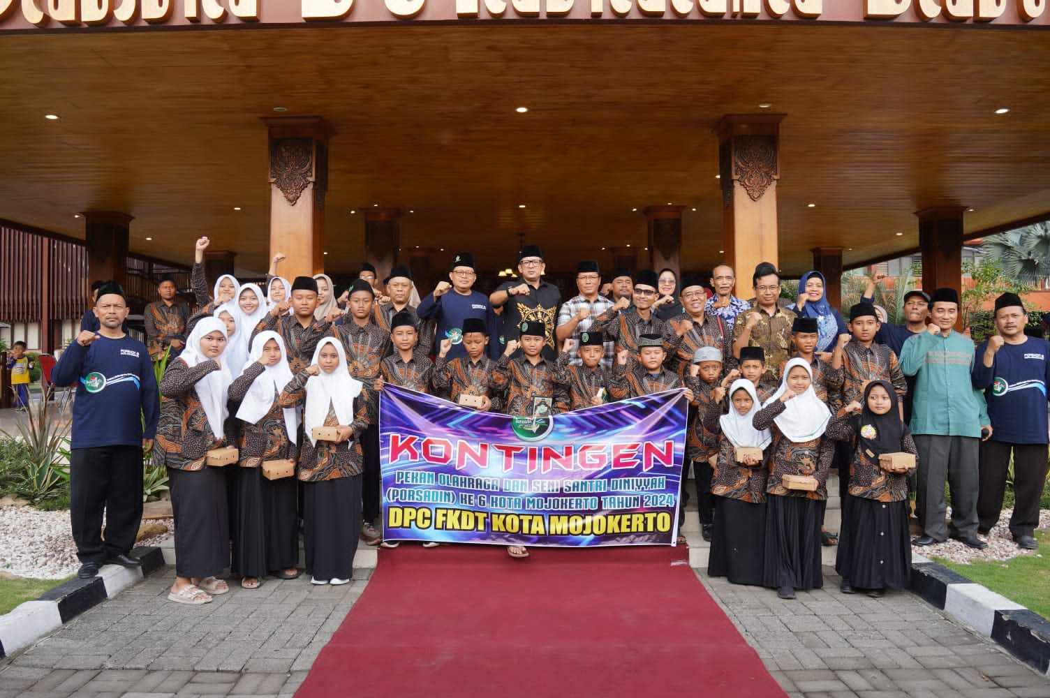 gambar utama