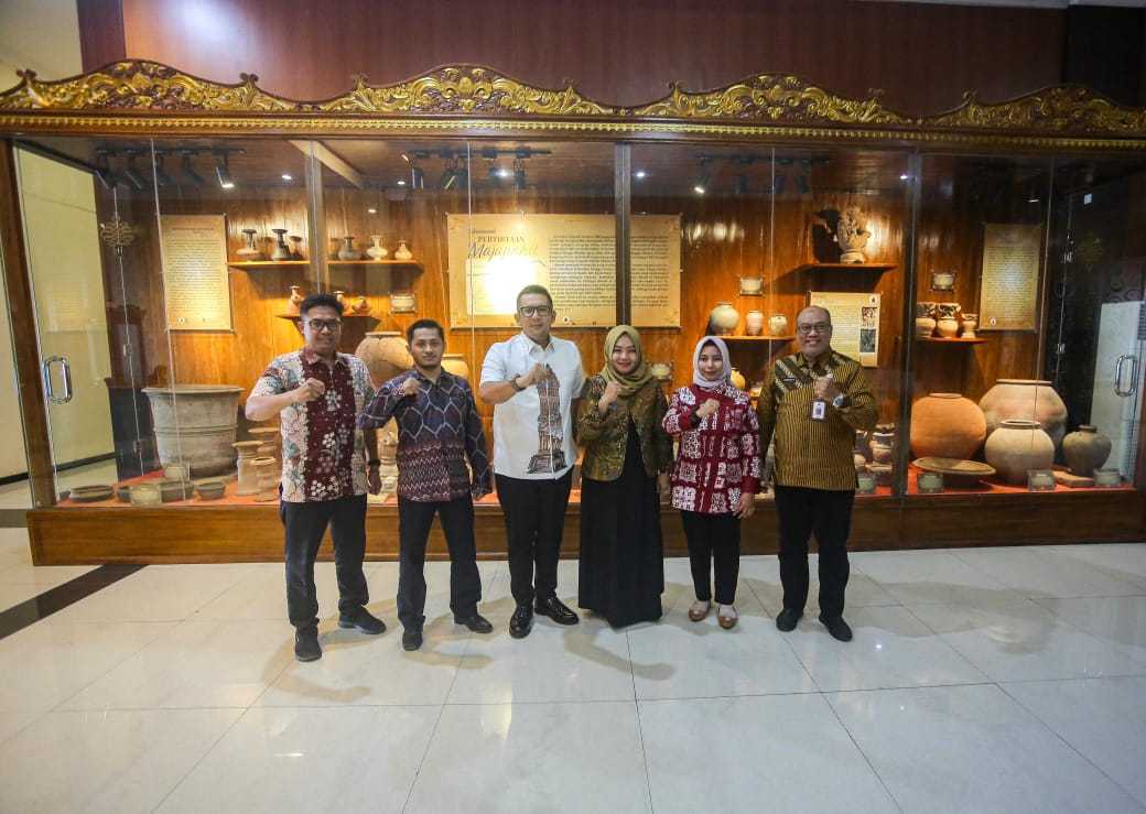 gambar utama