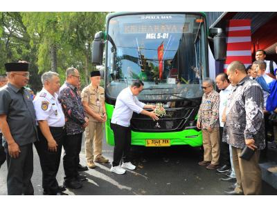 Porno qizlar it uslubi becerdin olish