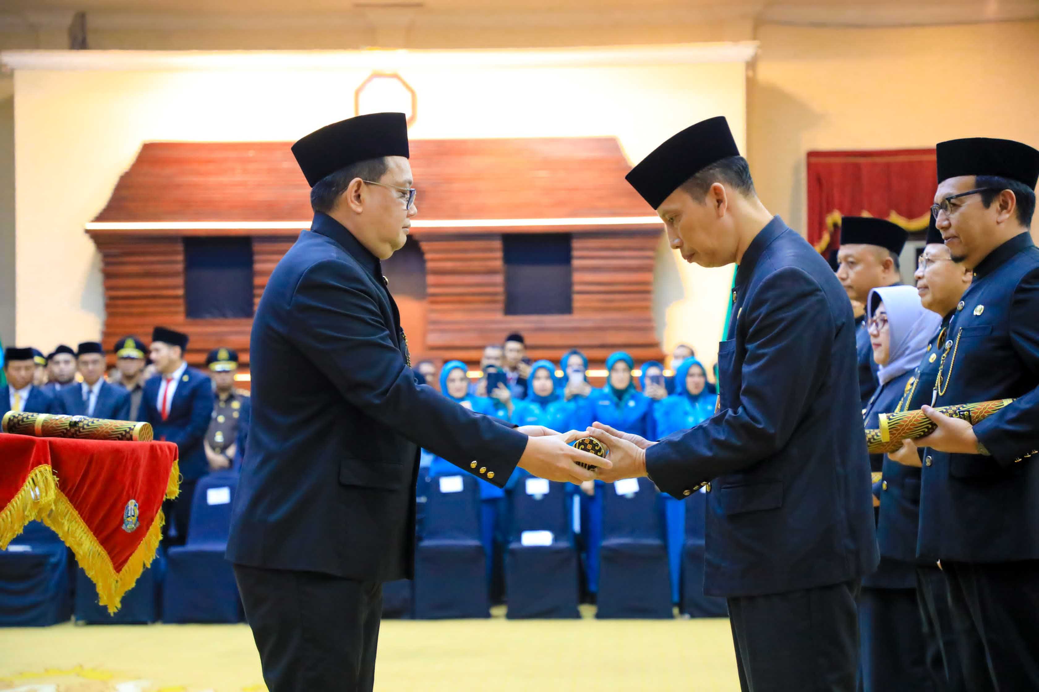 gambar utama