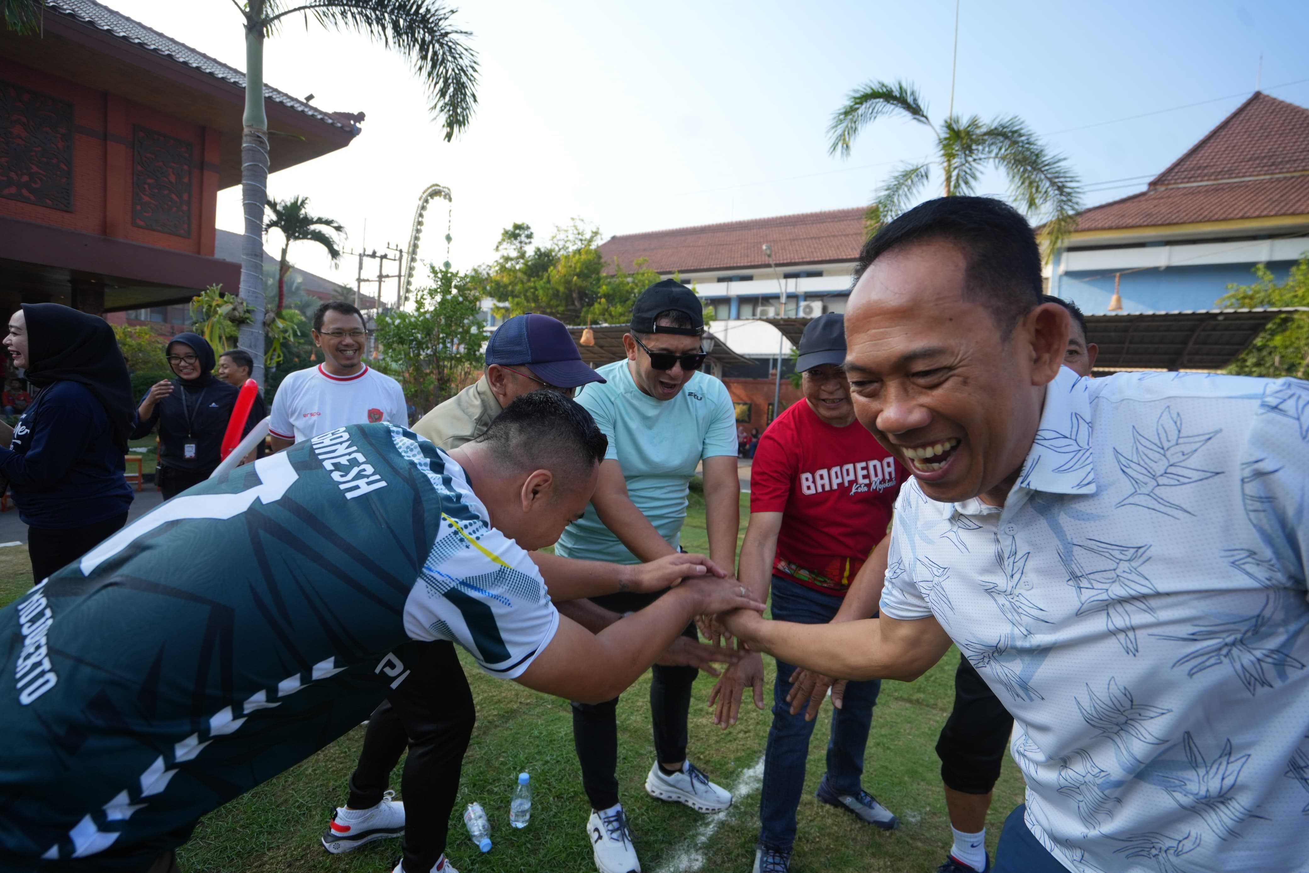 gambar utama