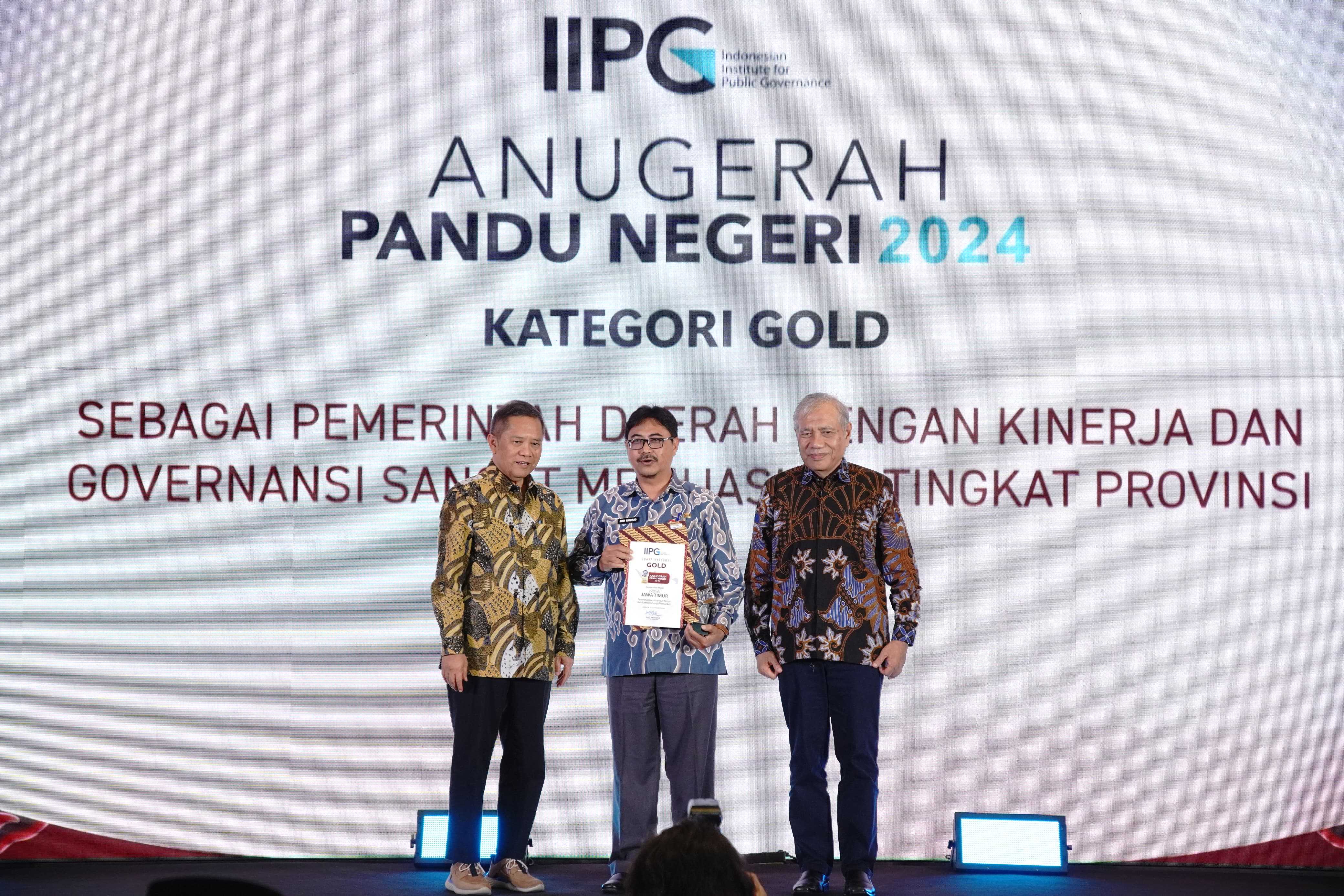 Gema Media | Pemprov Jatim Raih Penghargaan APN 2024 Kategori Gold, Pj ...