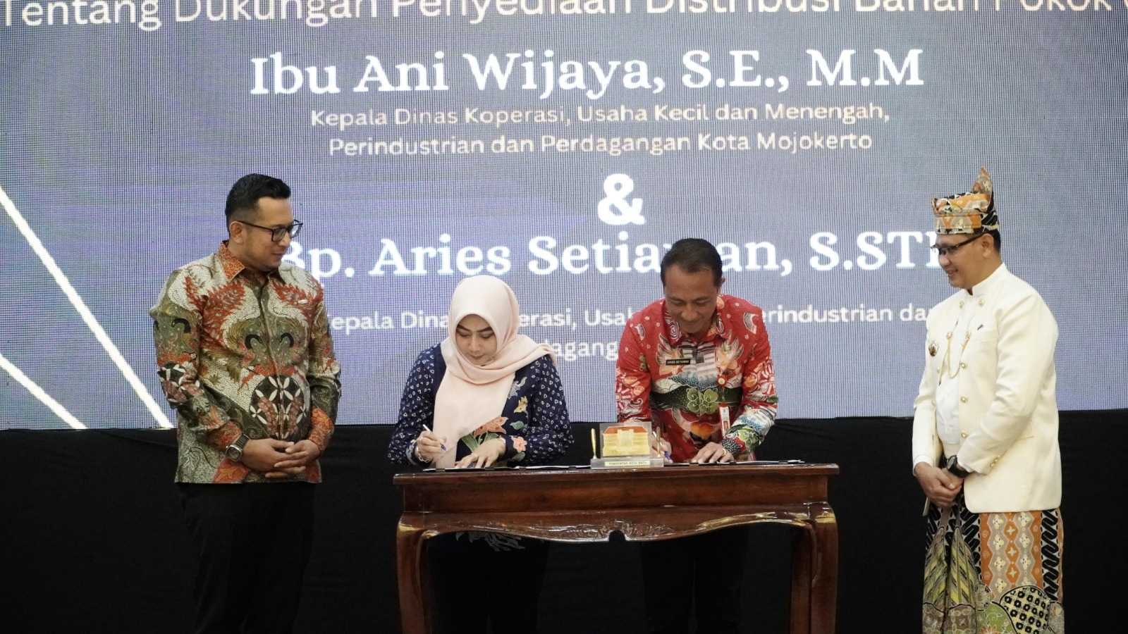 gambar utama