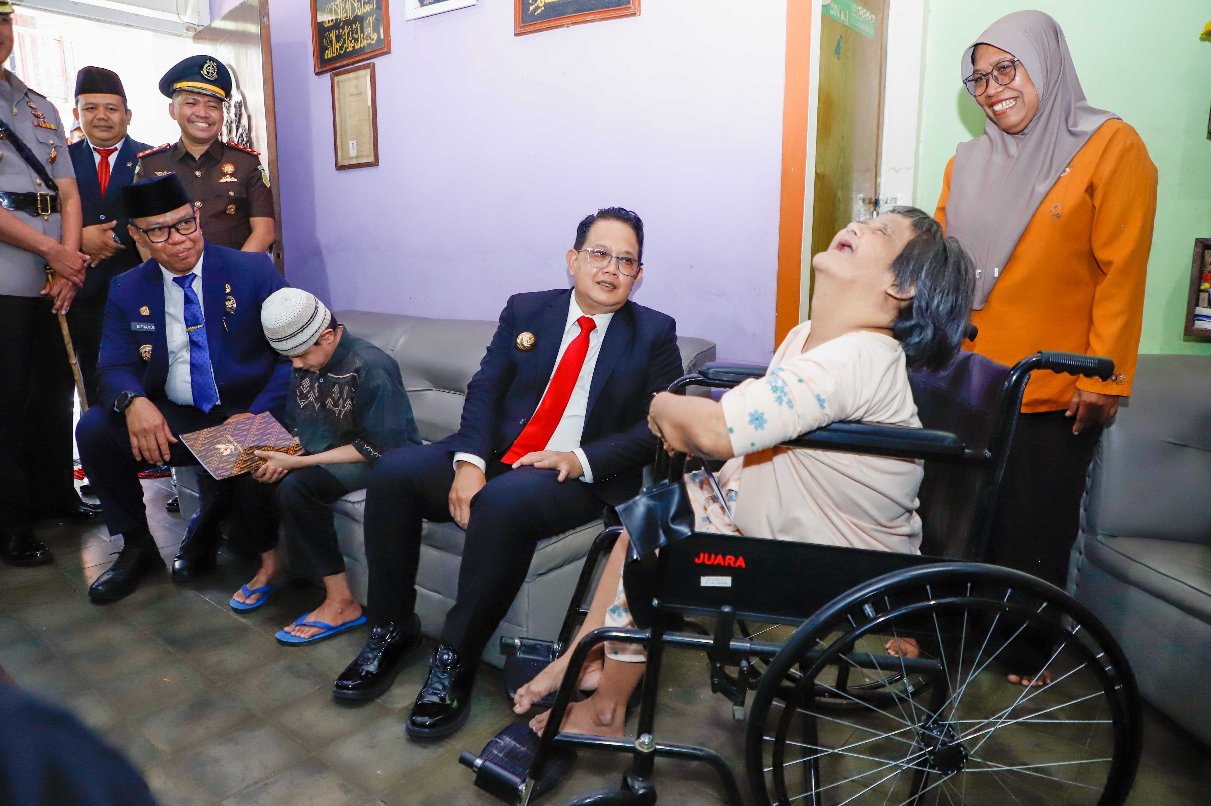 gambar utama