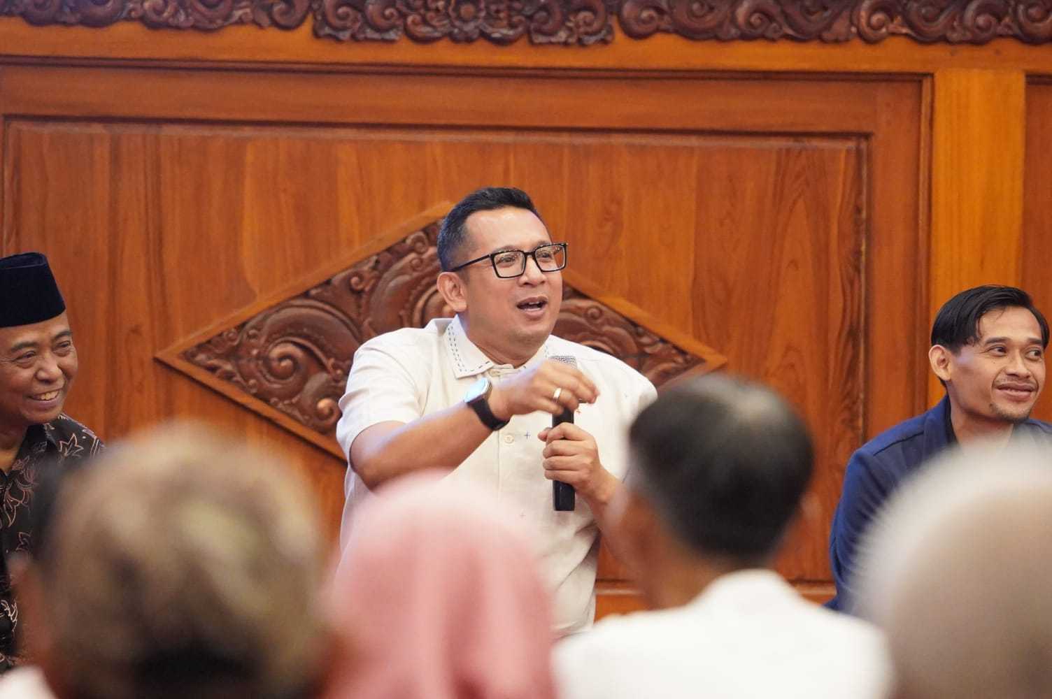 gambar utama