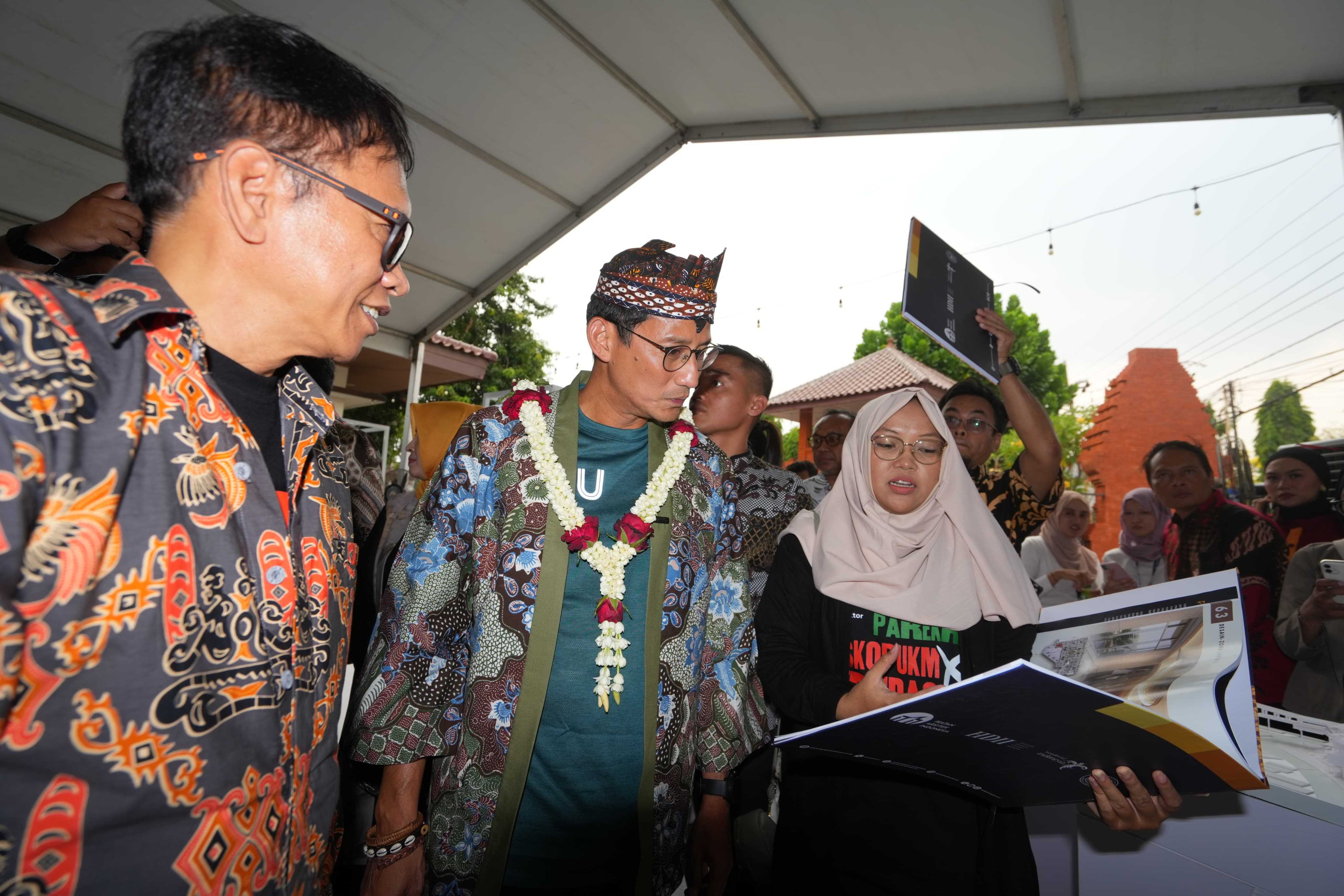 gambar utama