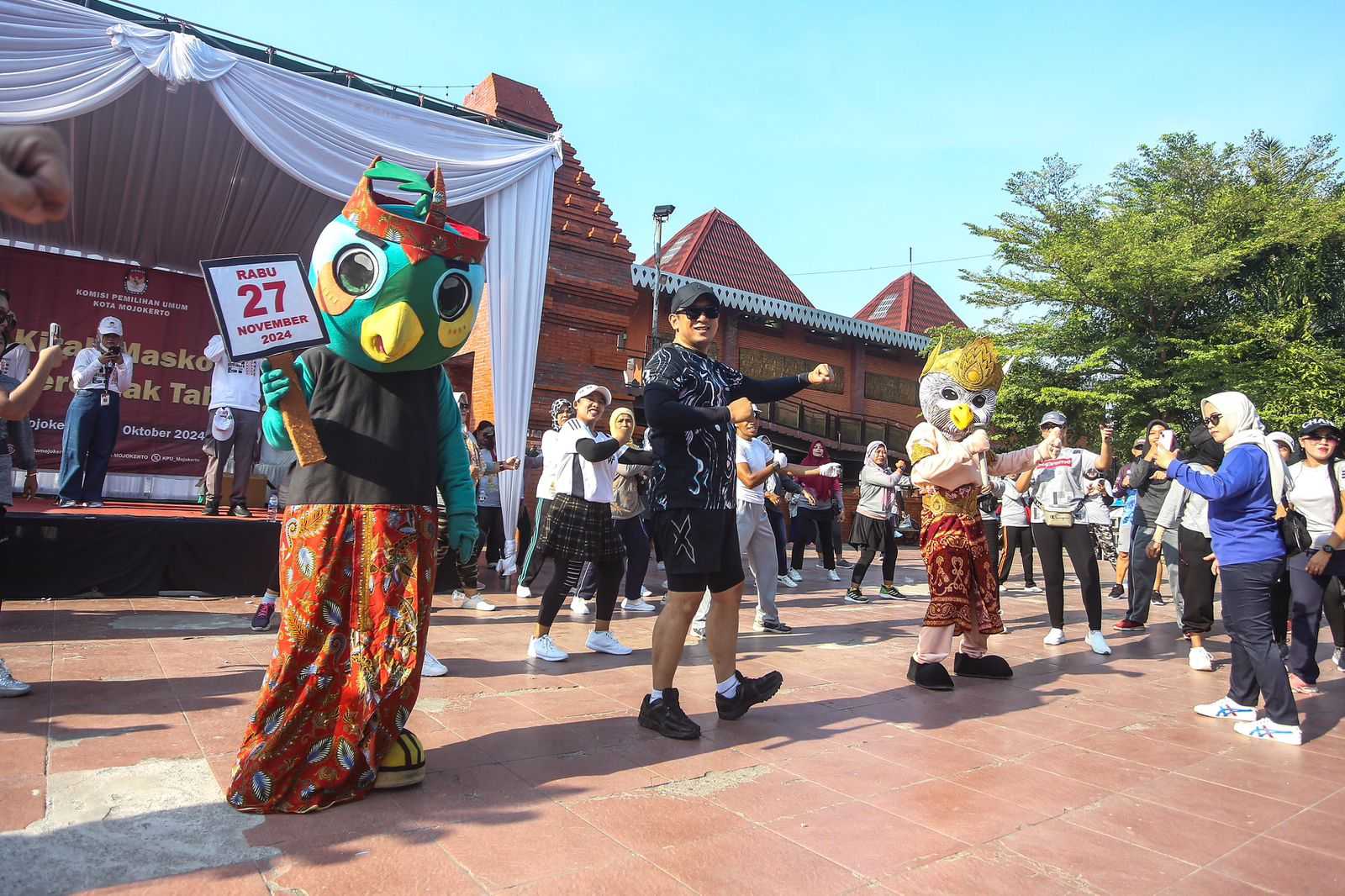 gambar utama