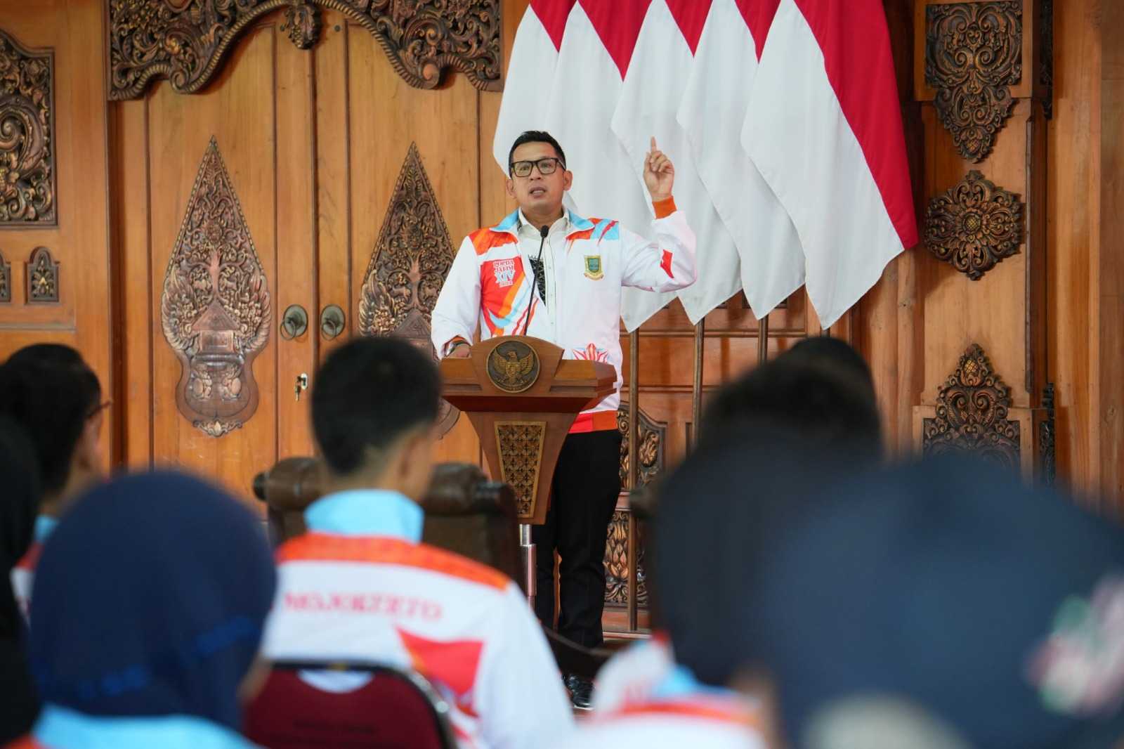 gambar utama