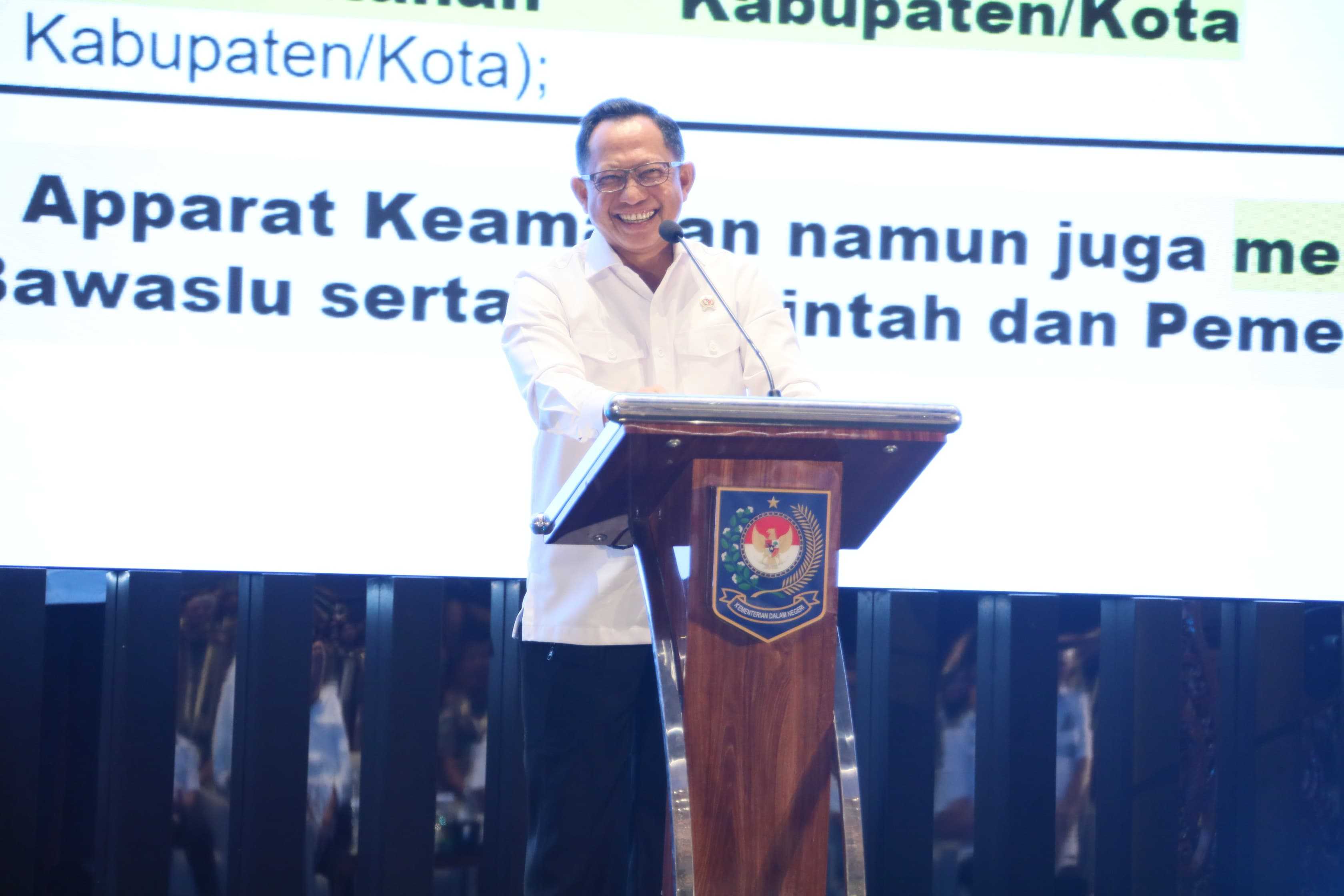gambar utama