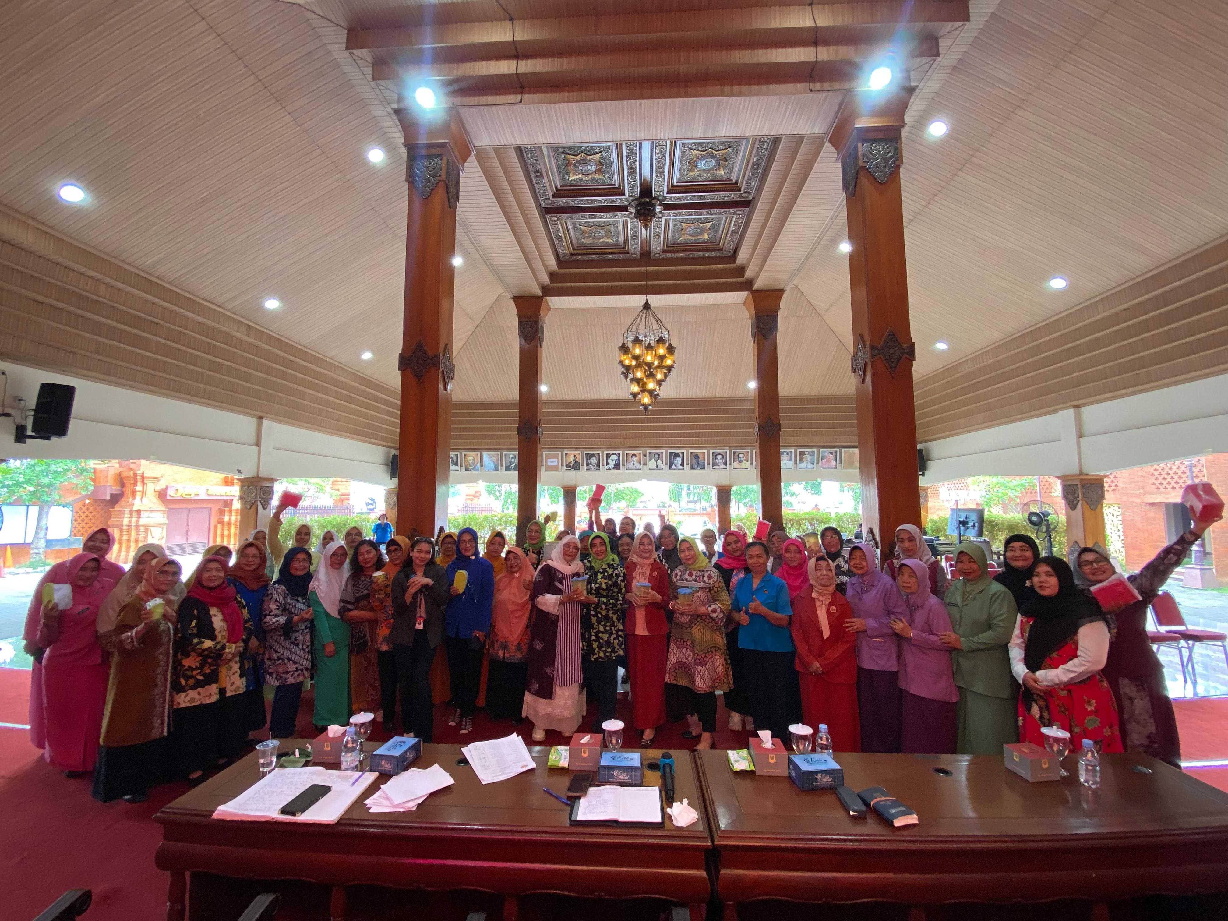 gambar utama