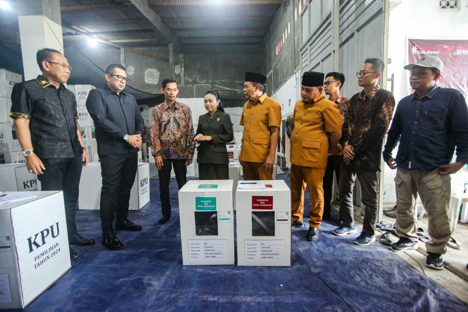 gambar utama