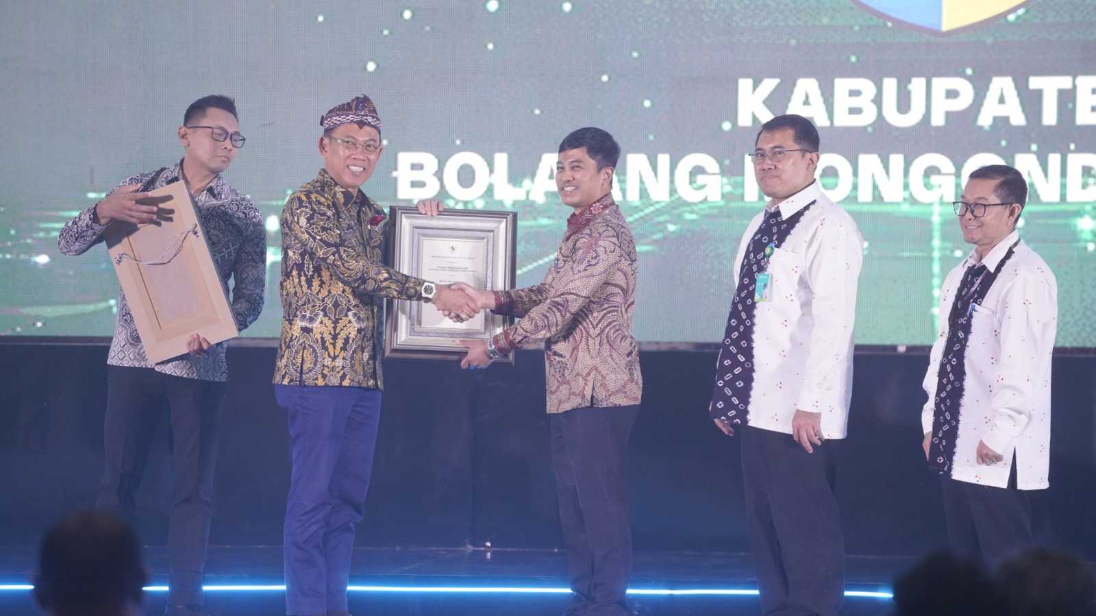 gambar utama