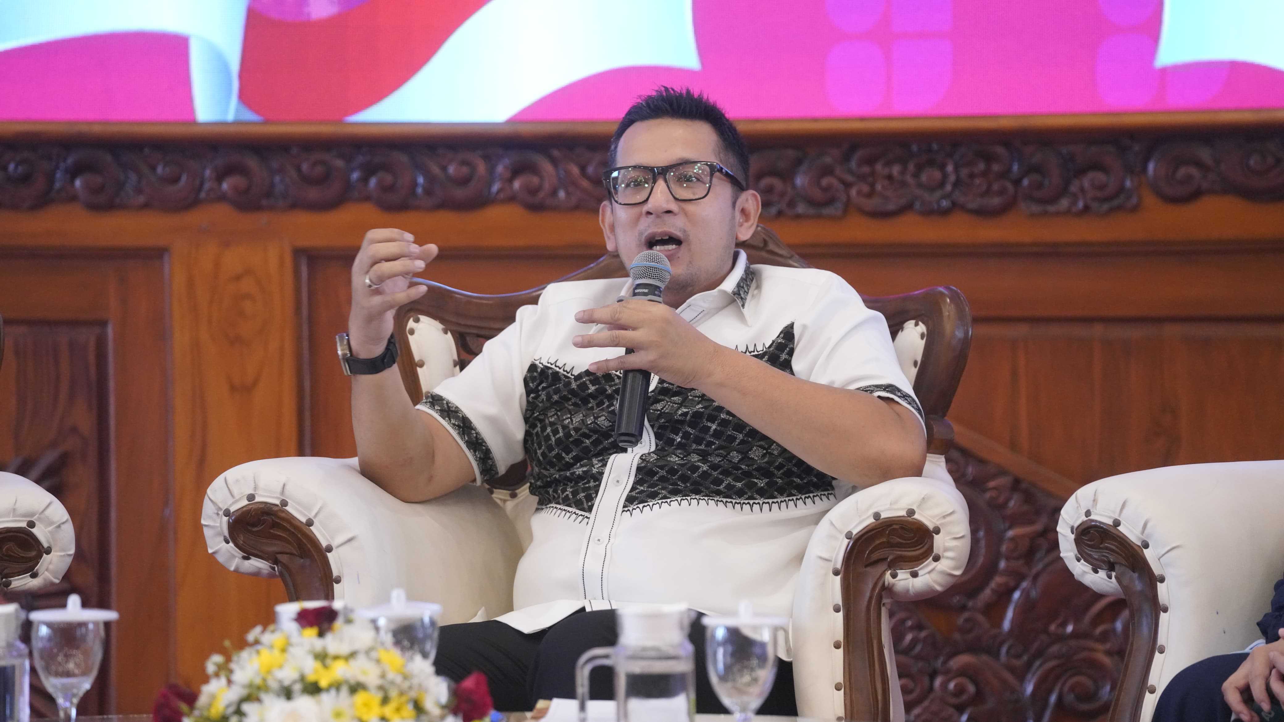 gambar utama