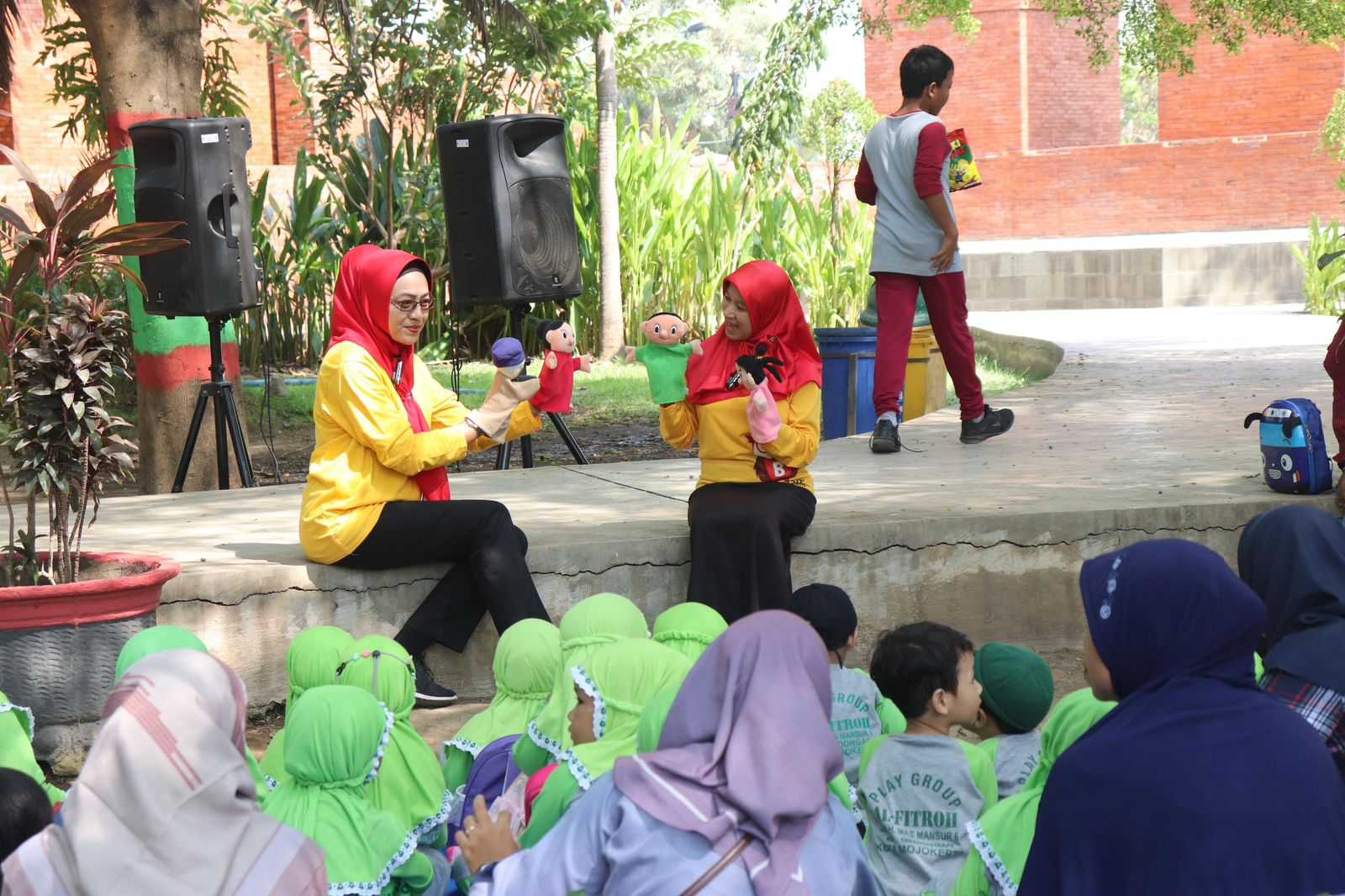 gambar utama
