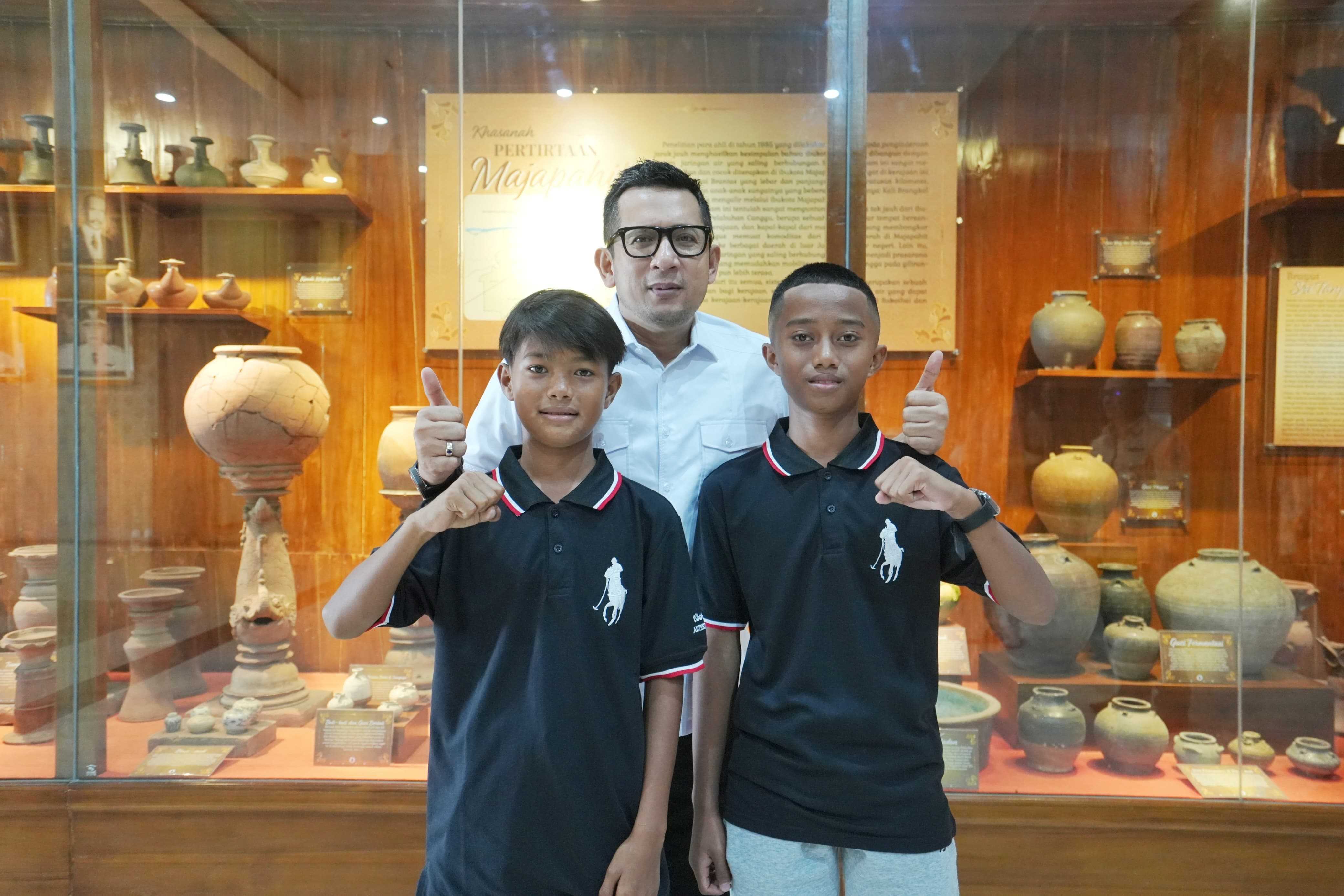 gambar utama