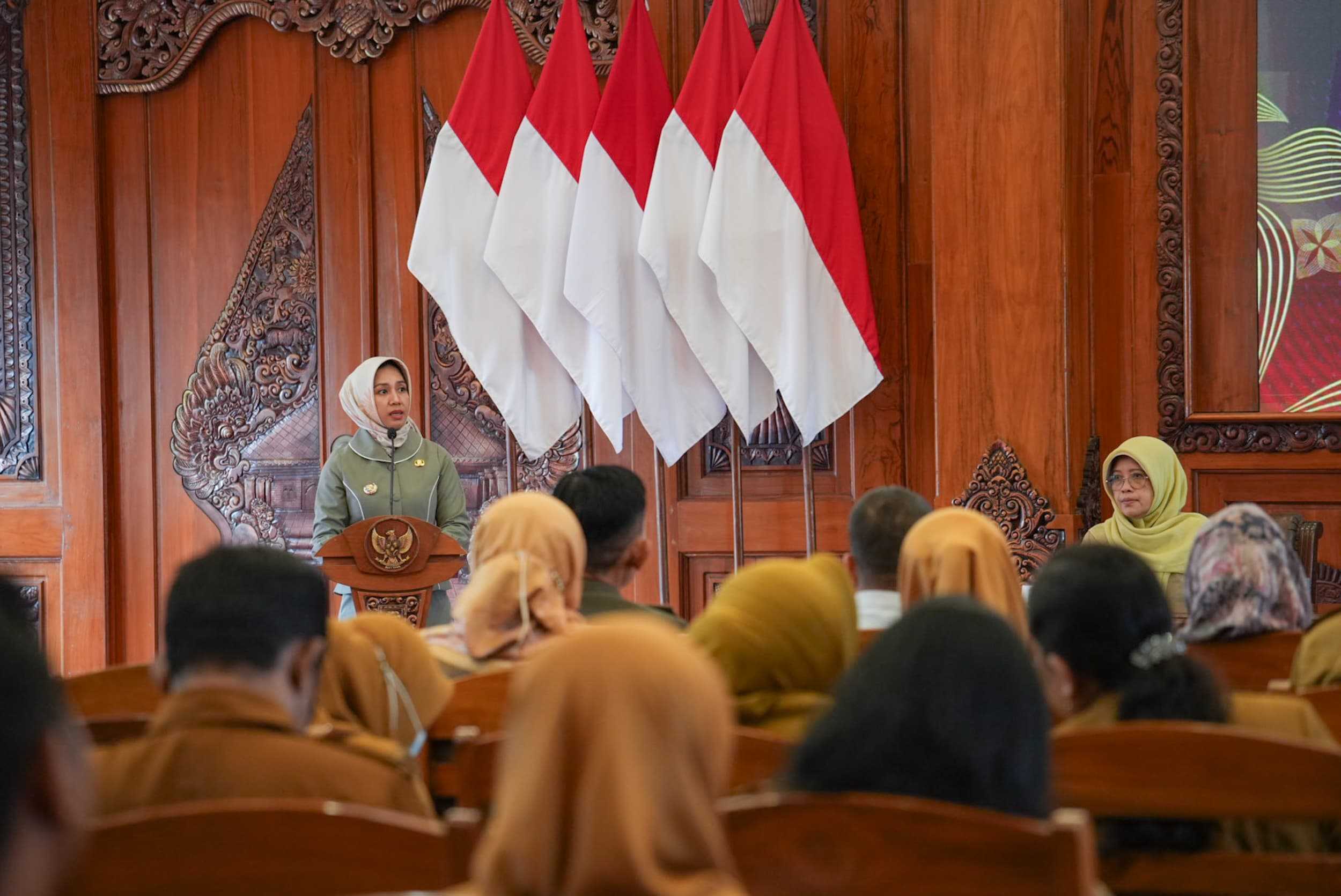 gambar utama