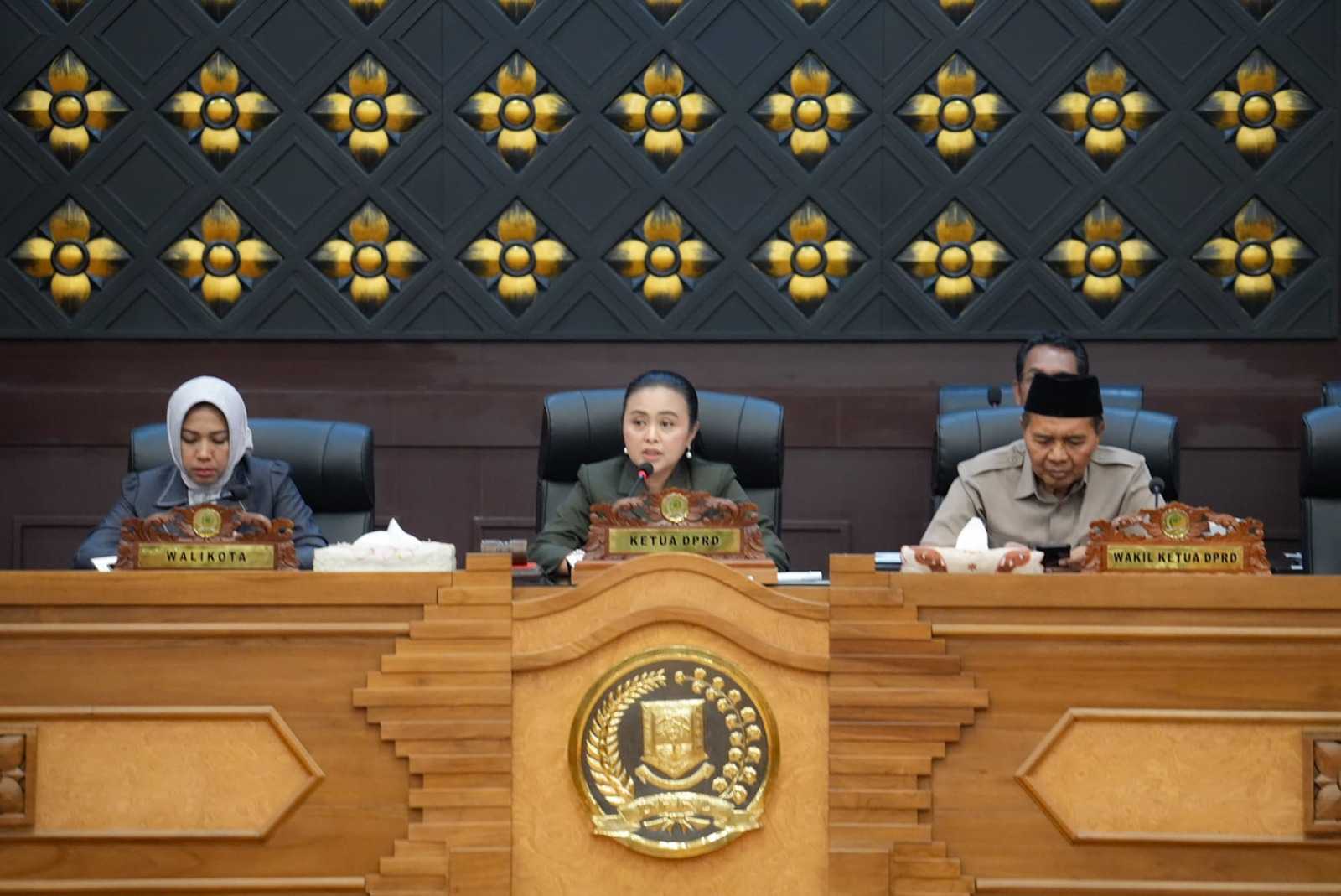gambar utama