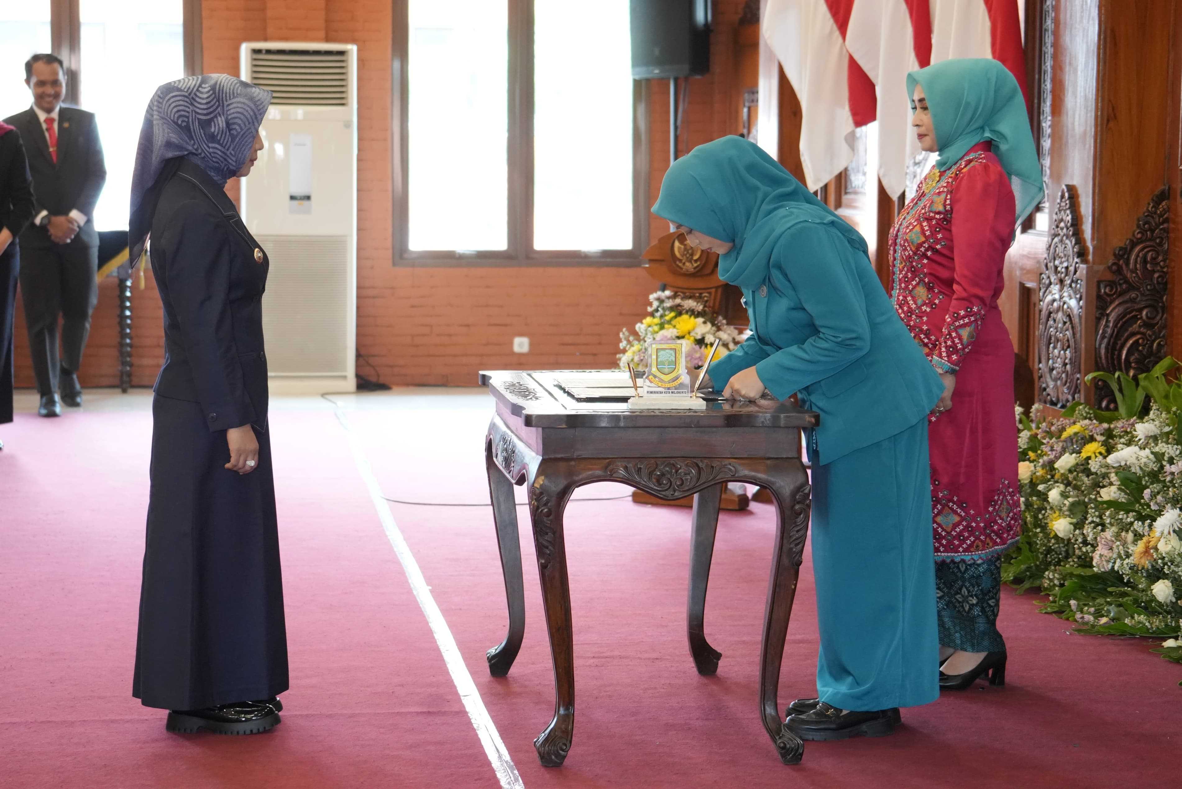 gambar utama