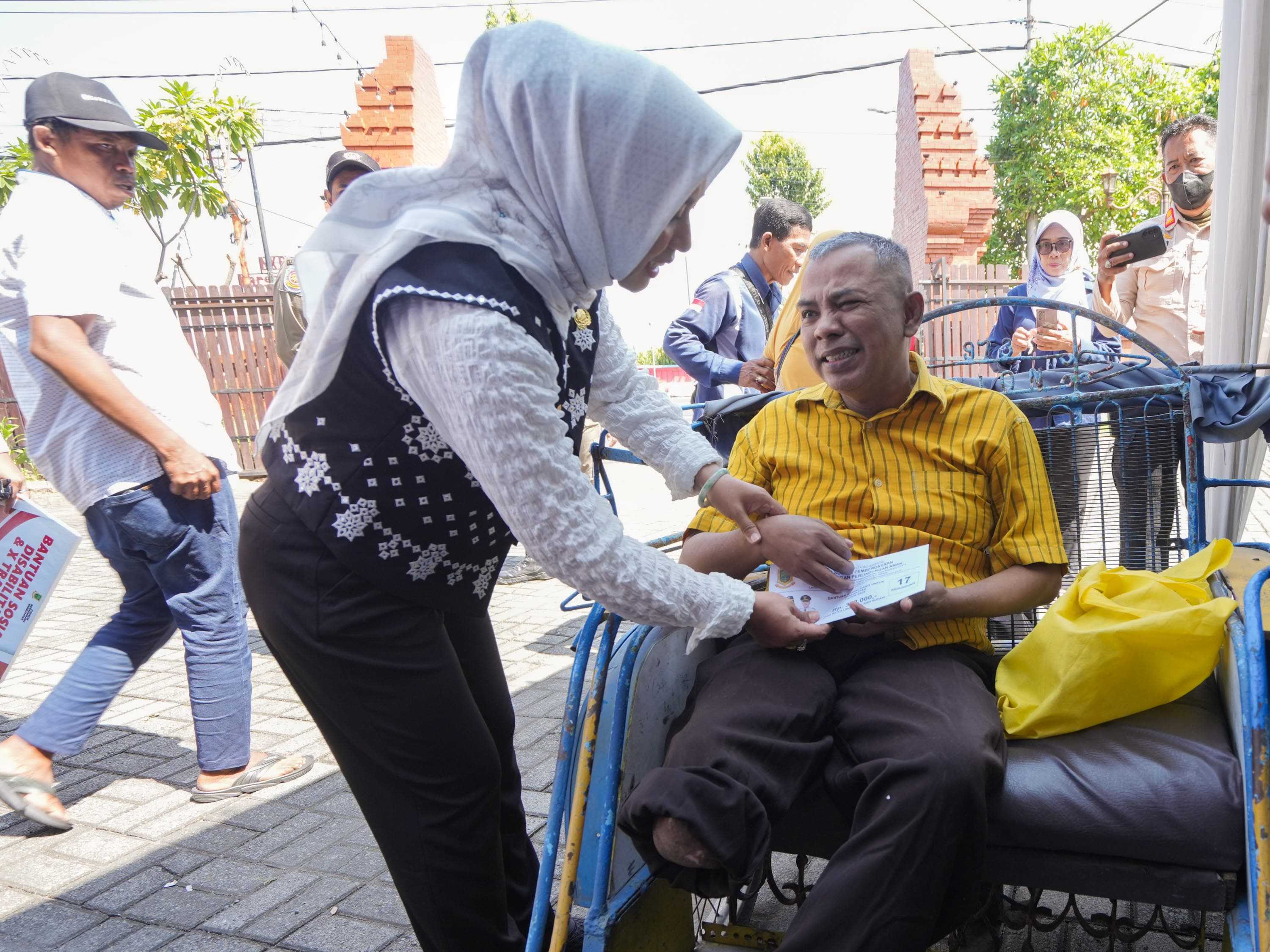 gambar utama