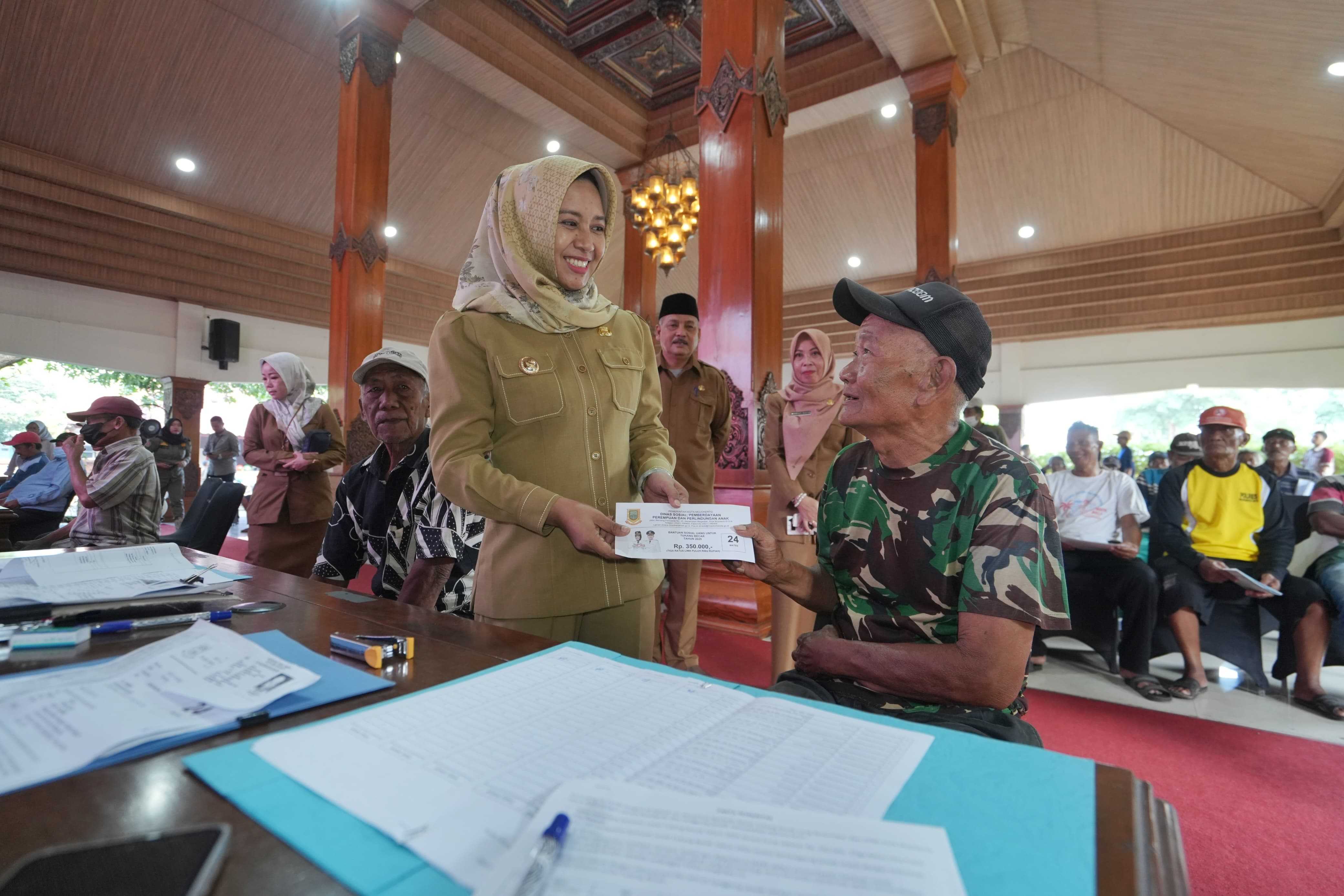 gambar utama