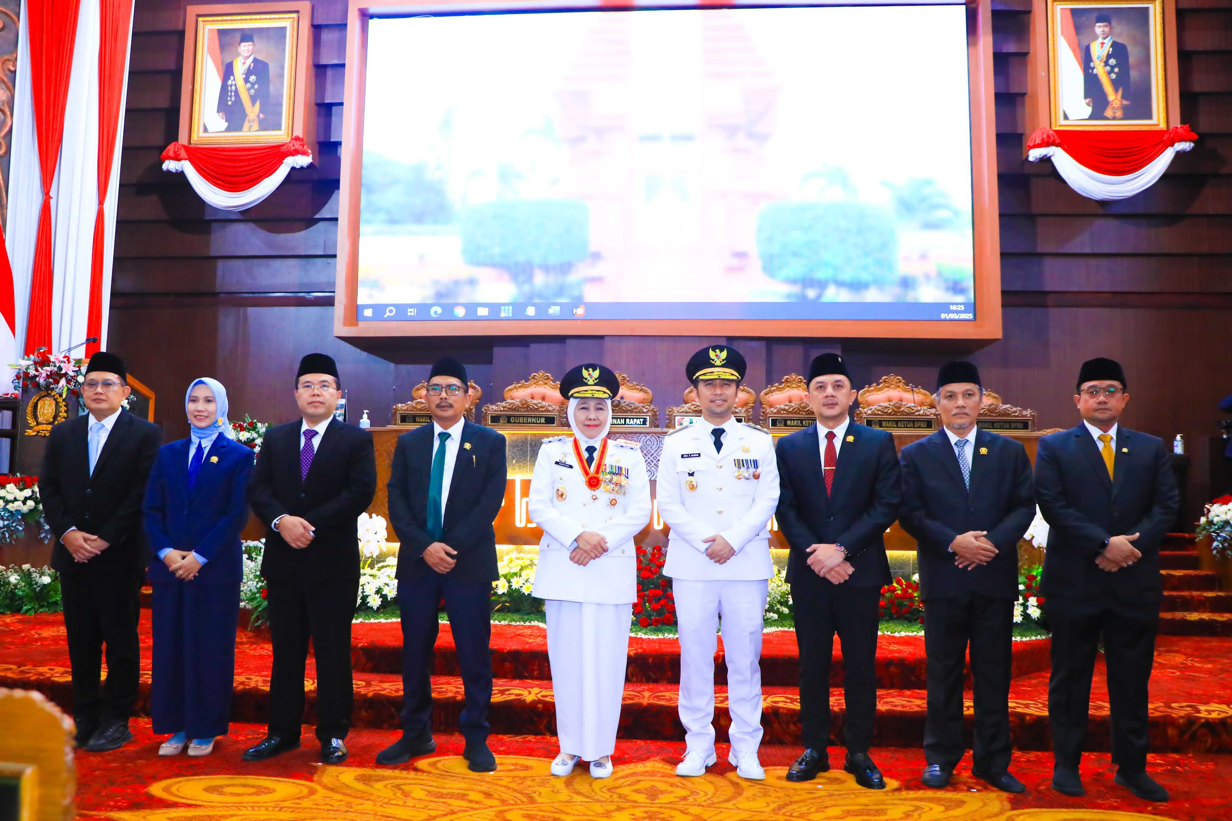 gambar utama