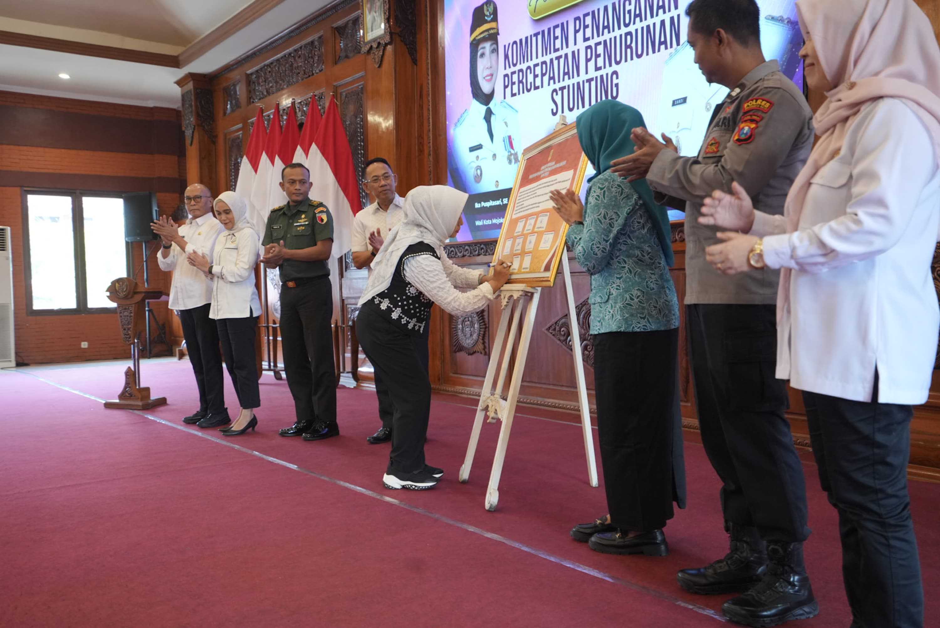 gambar utama