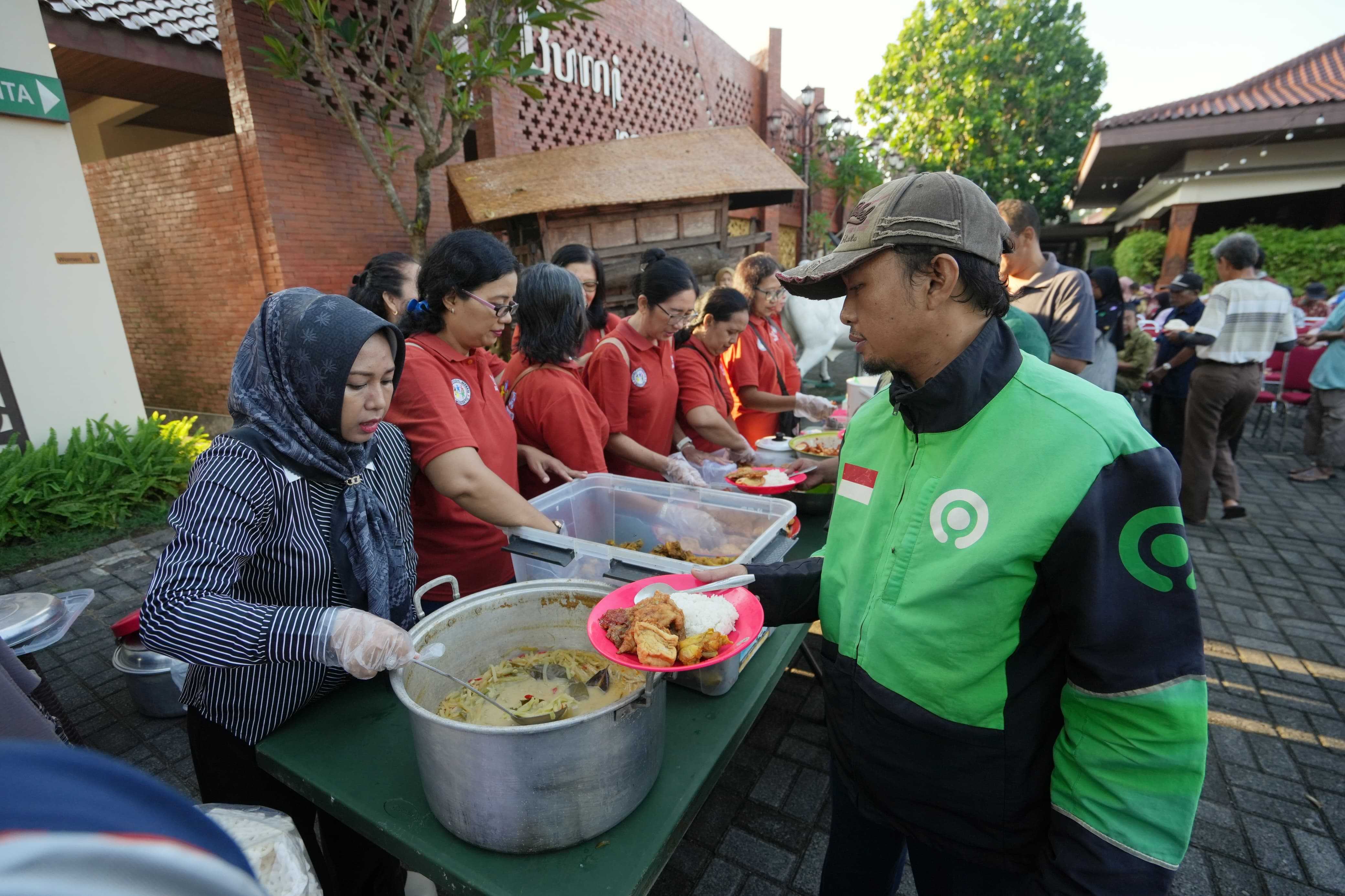 gambar utama