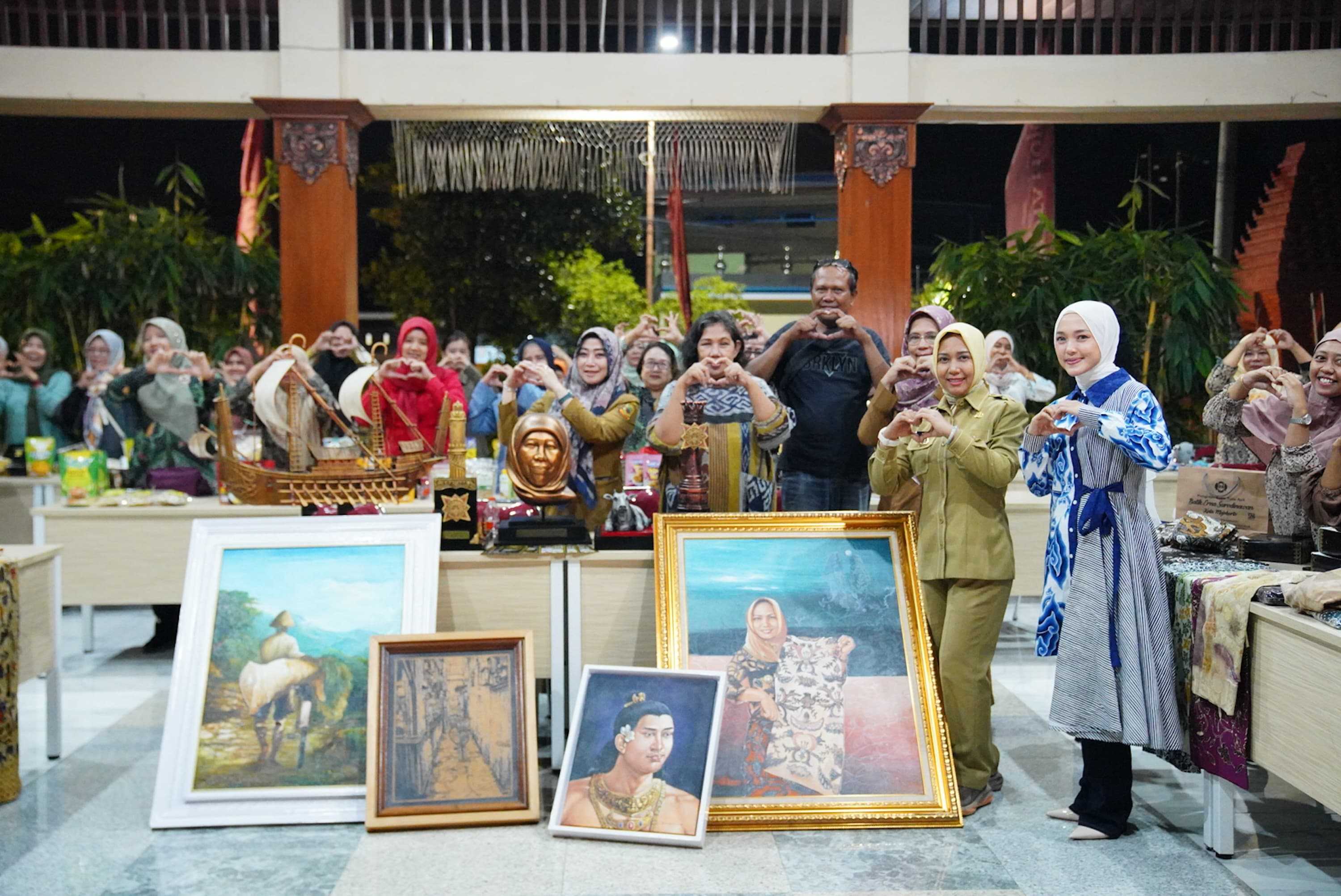 gambar utama