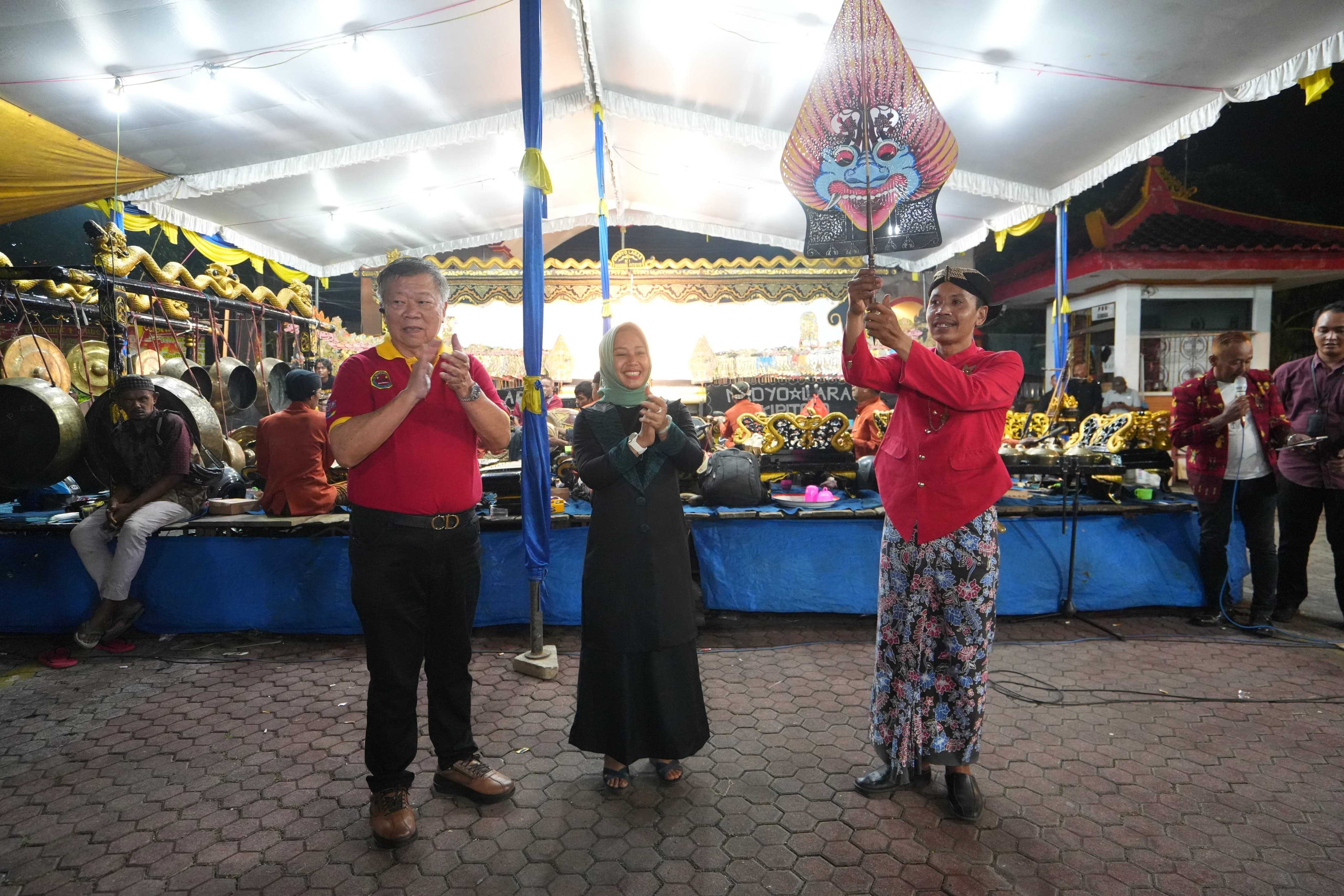 gambar utama