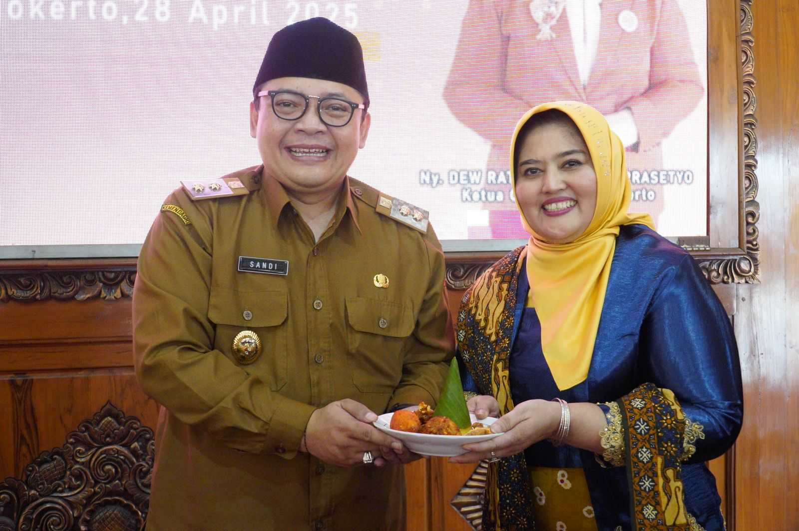 gambar utama