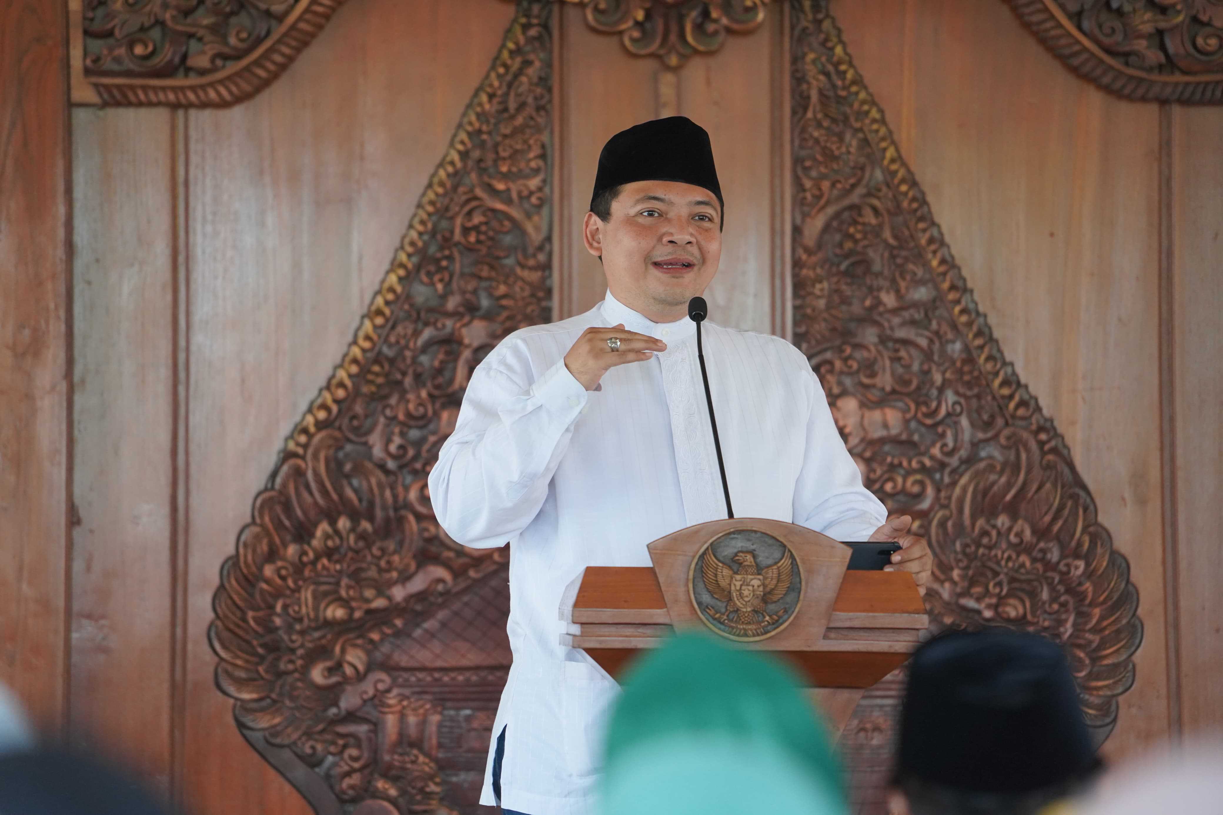 gambar utama