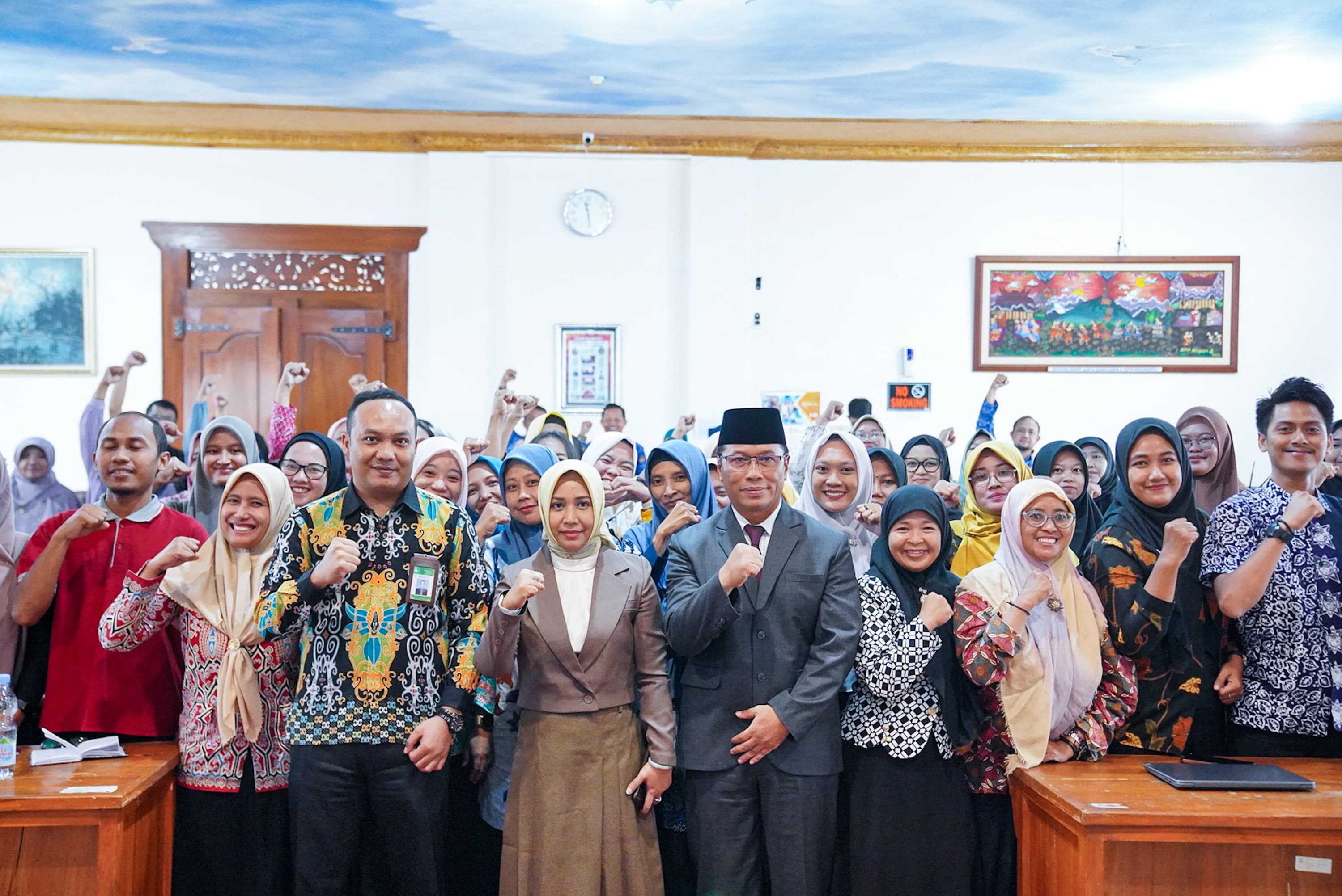 gambar utama