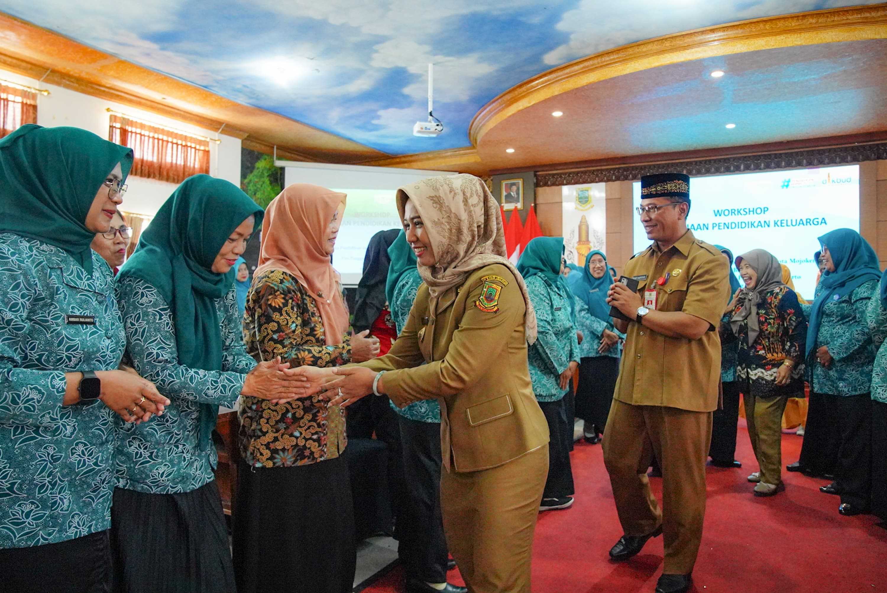 gambar utama