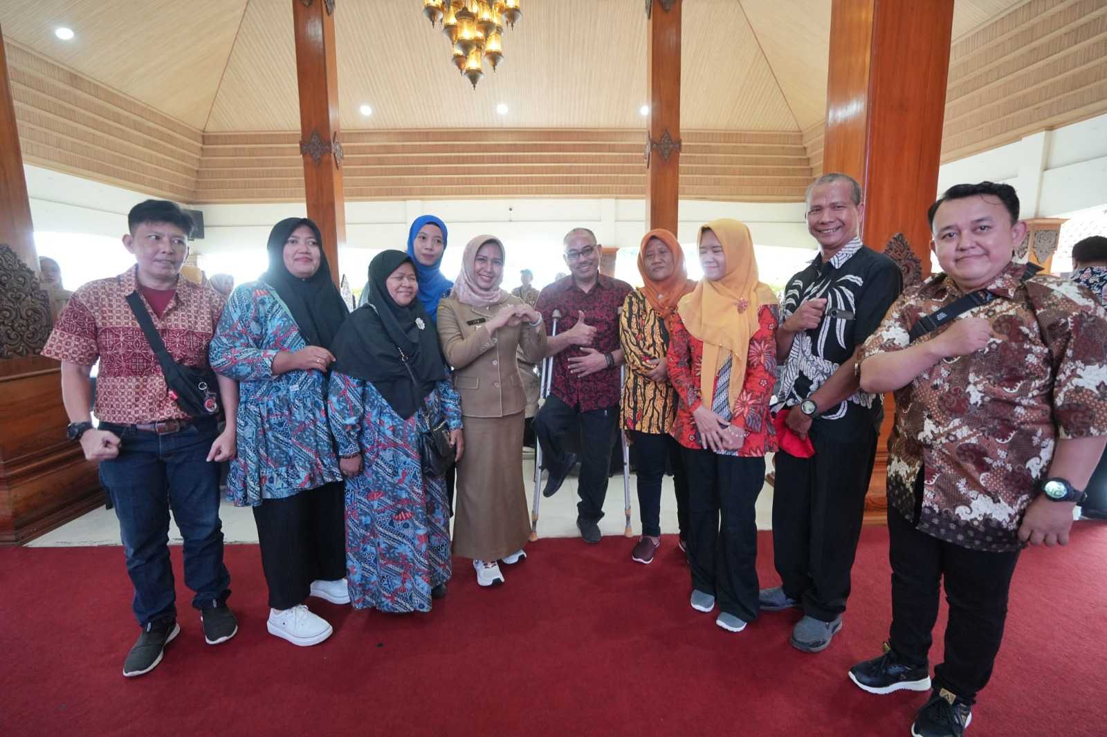 gambar utama