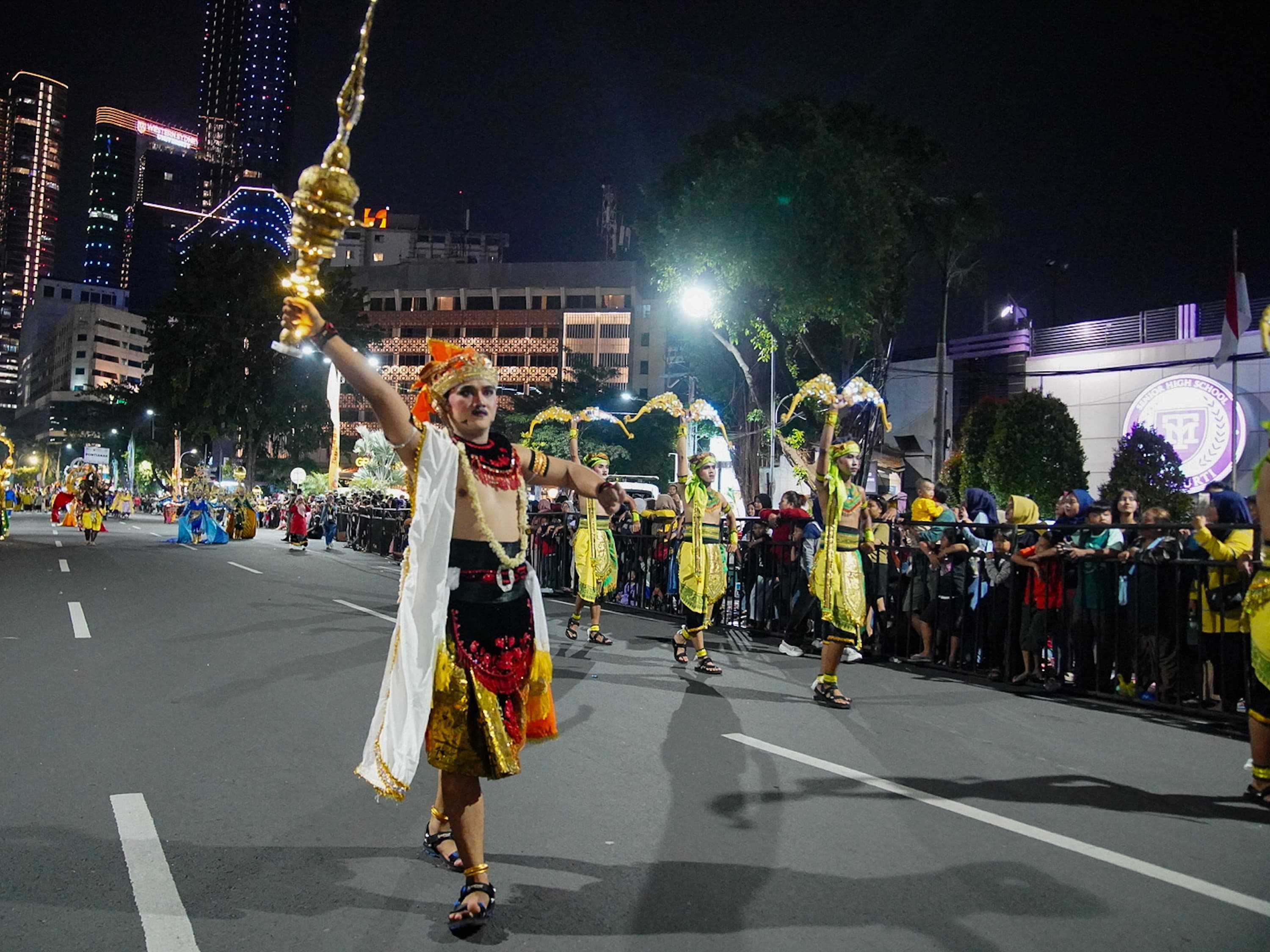gambar utama
