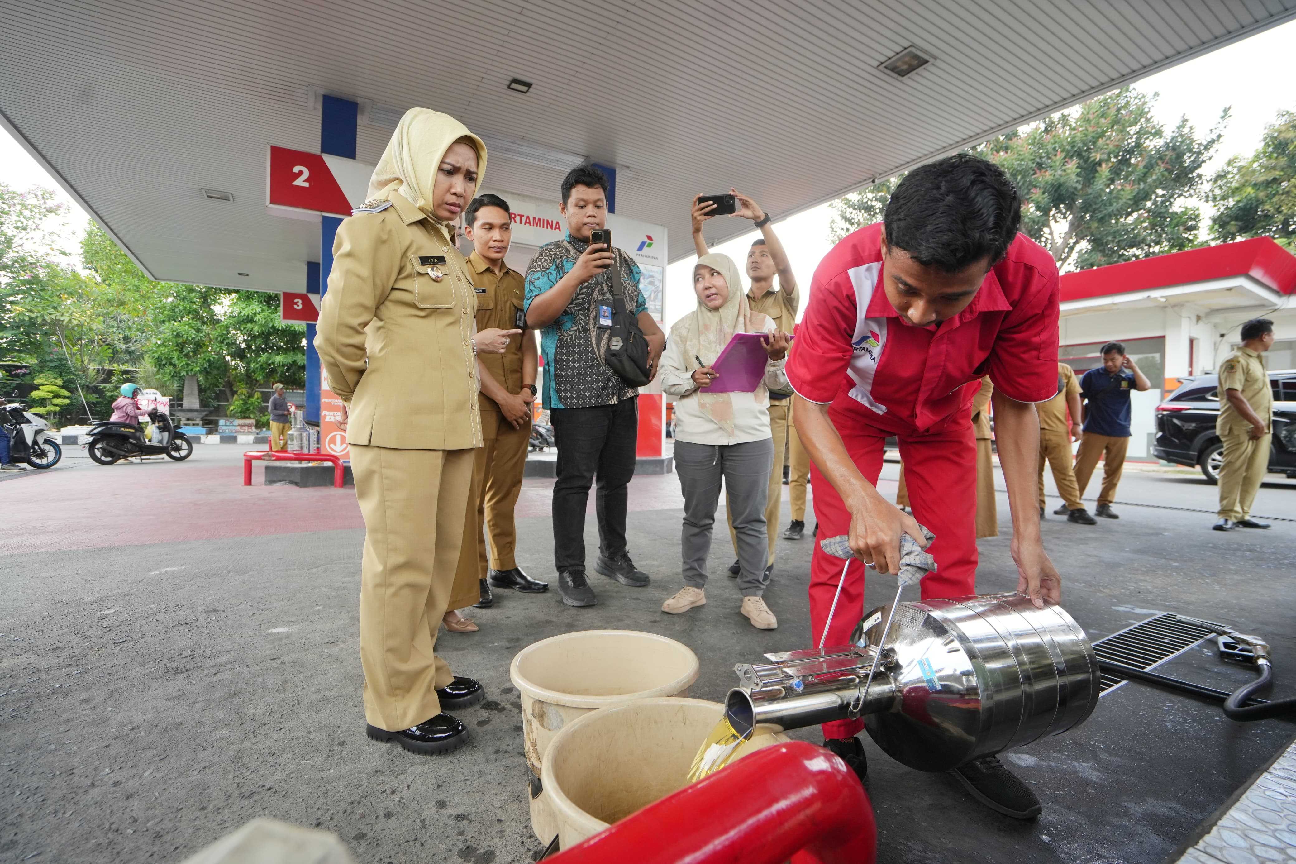 gambar utama
