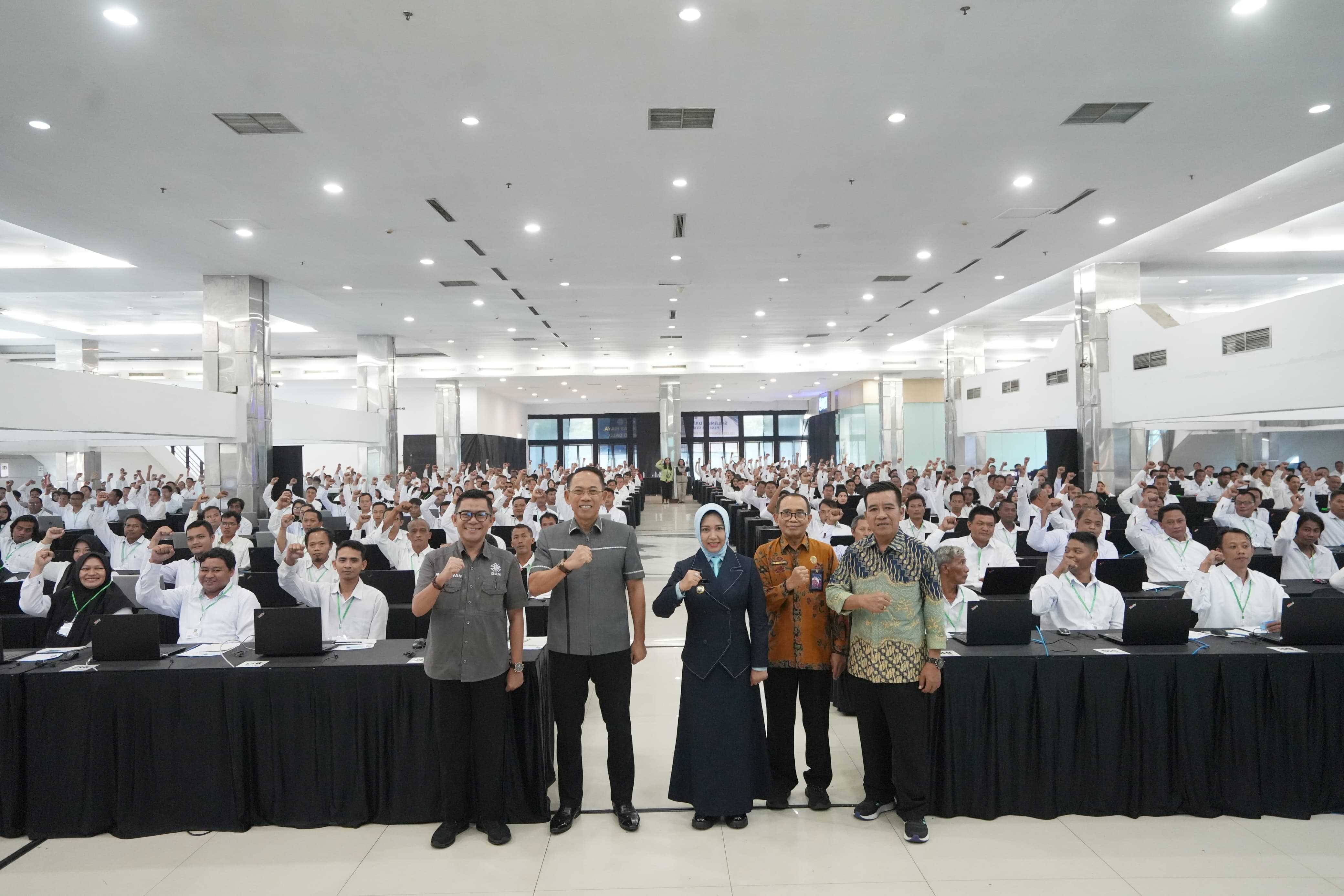gambar utama