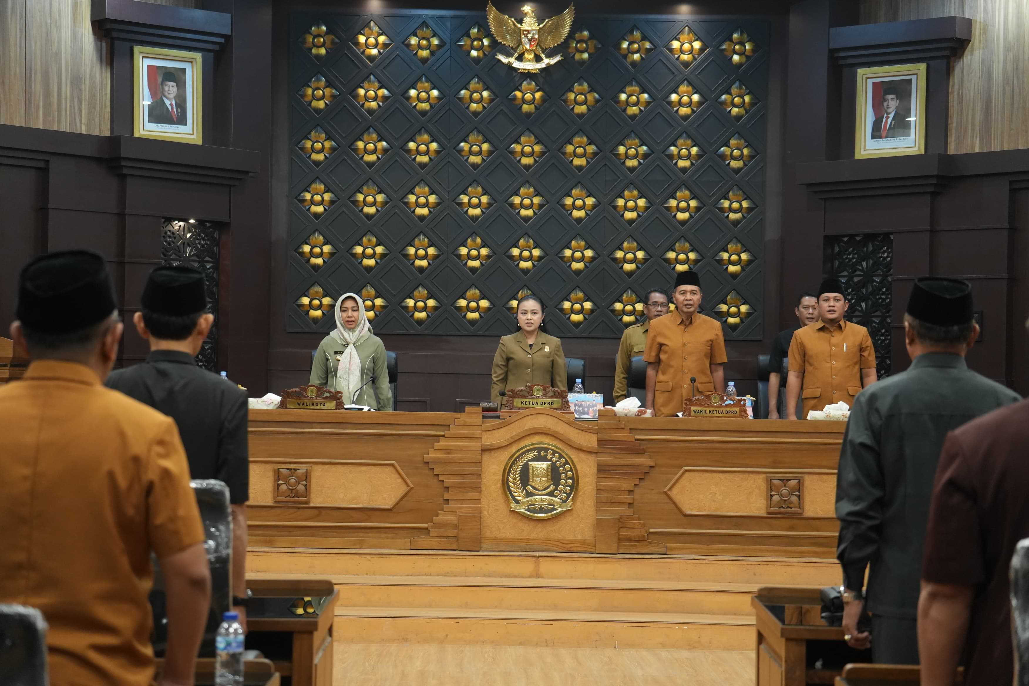 gambar utama