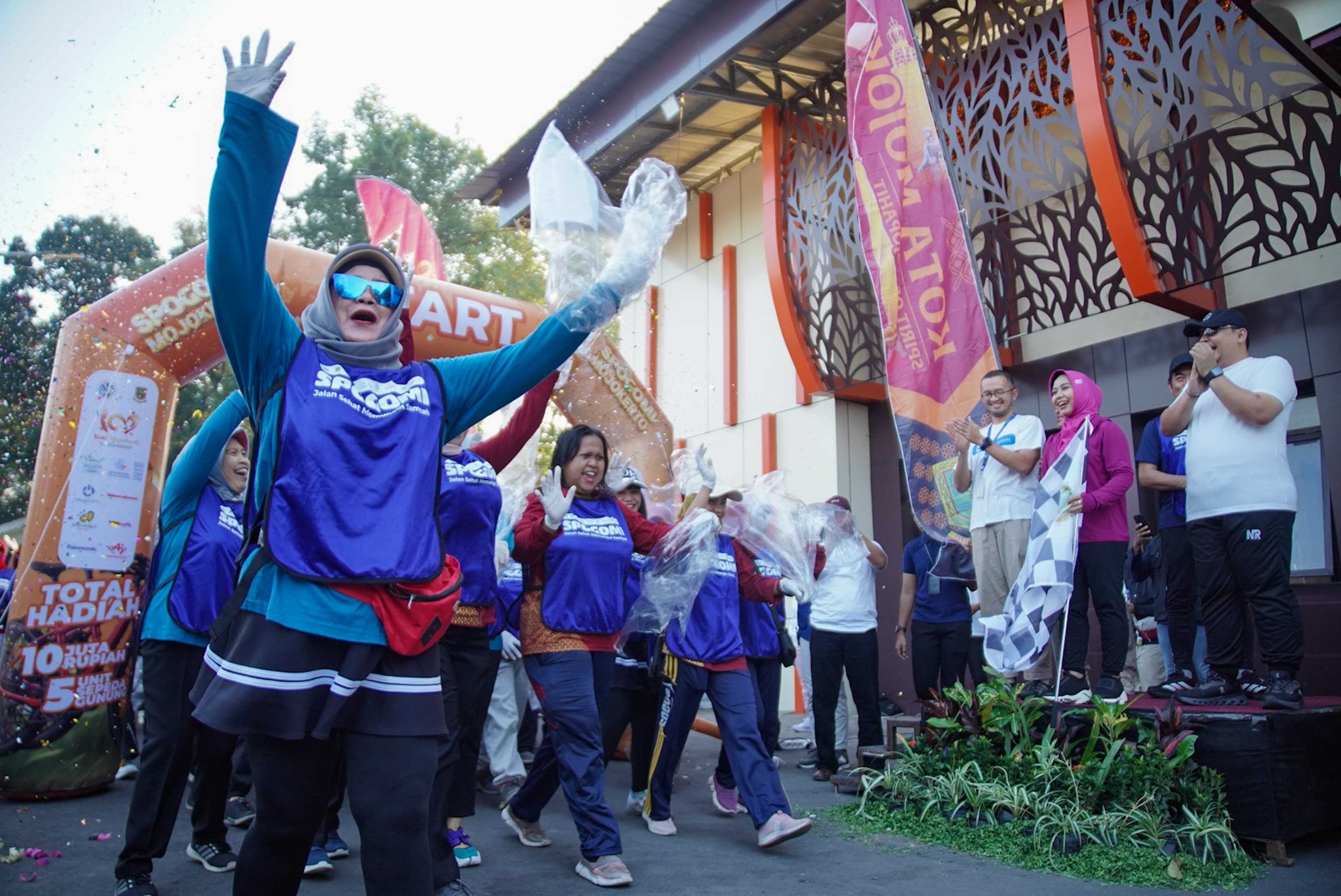 gambar utama