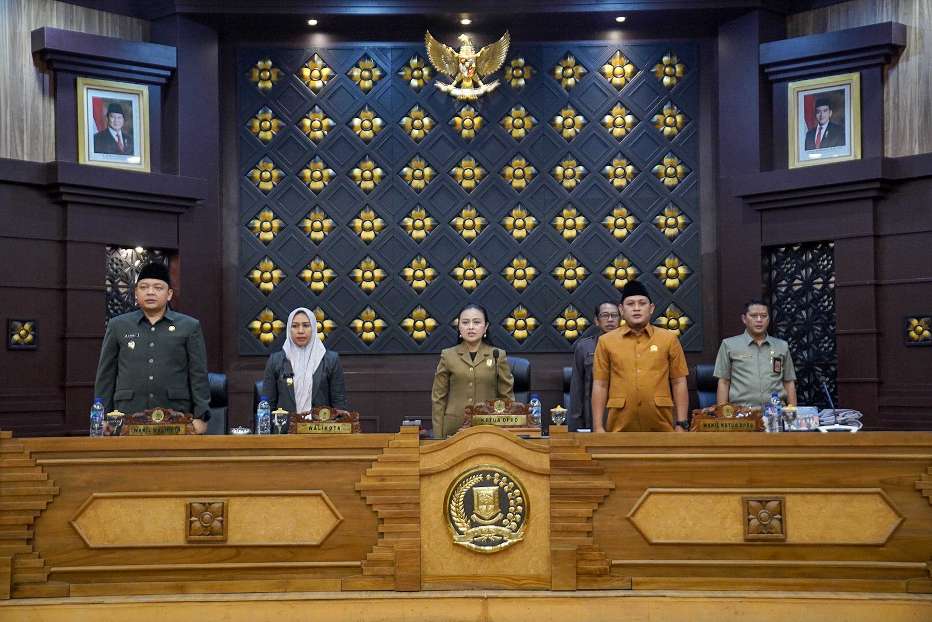 gambar utama