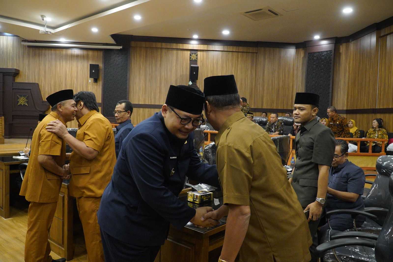 gambar utama