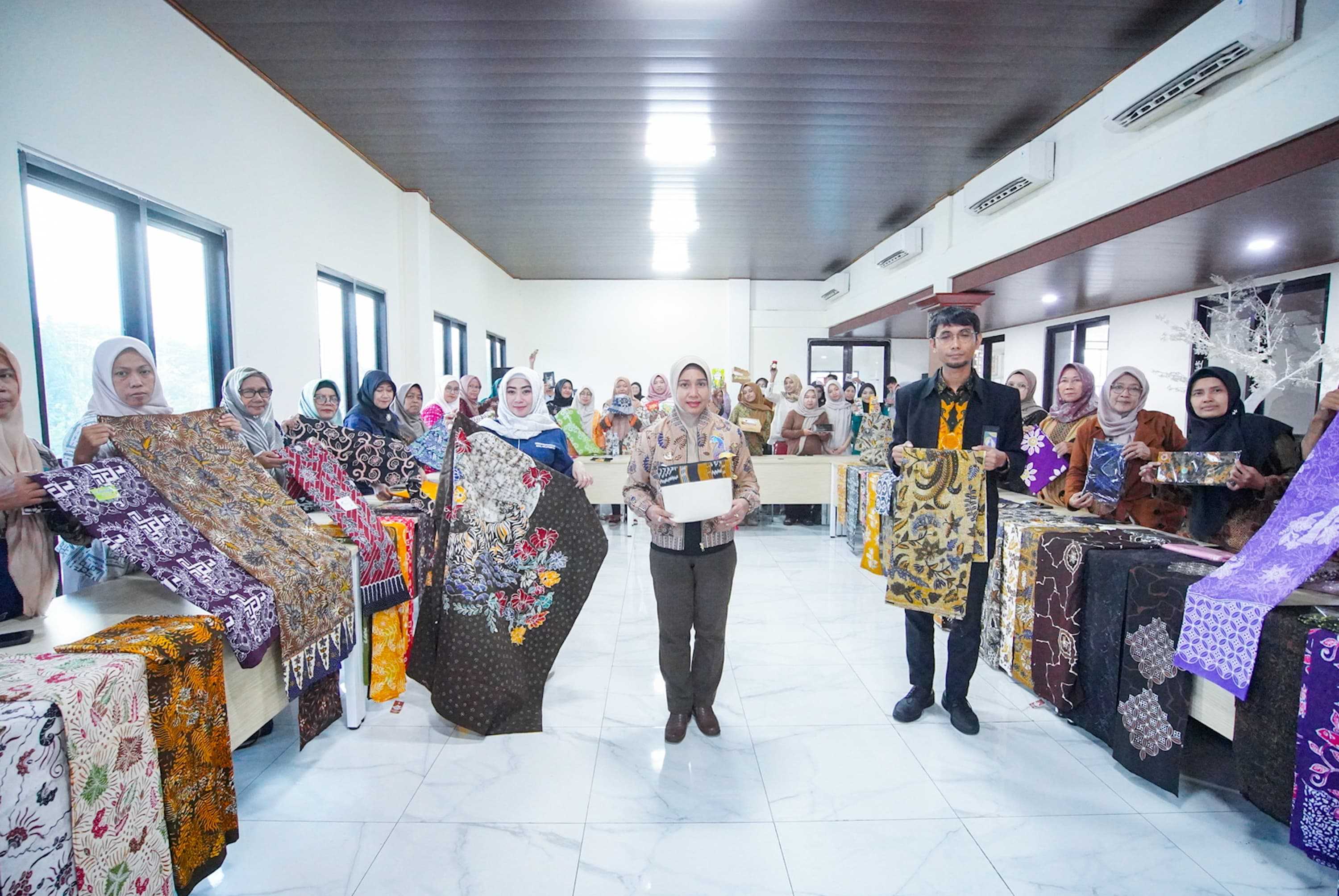gambar utama