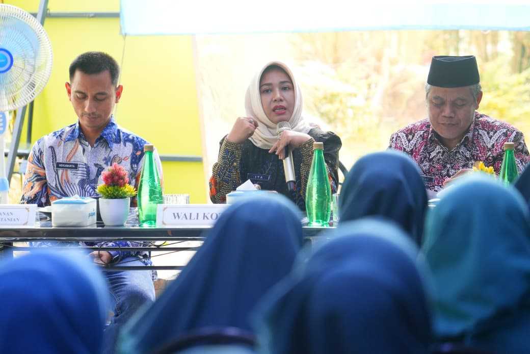 gambar utama