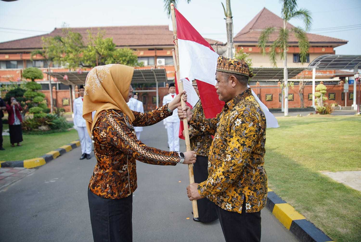 gambar utama