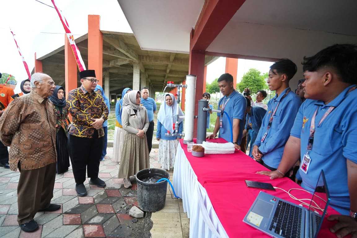 gambar utama
